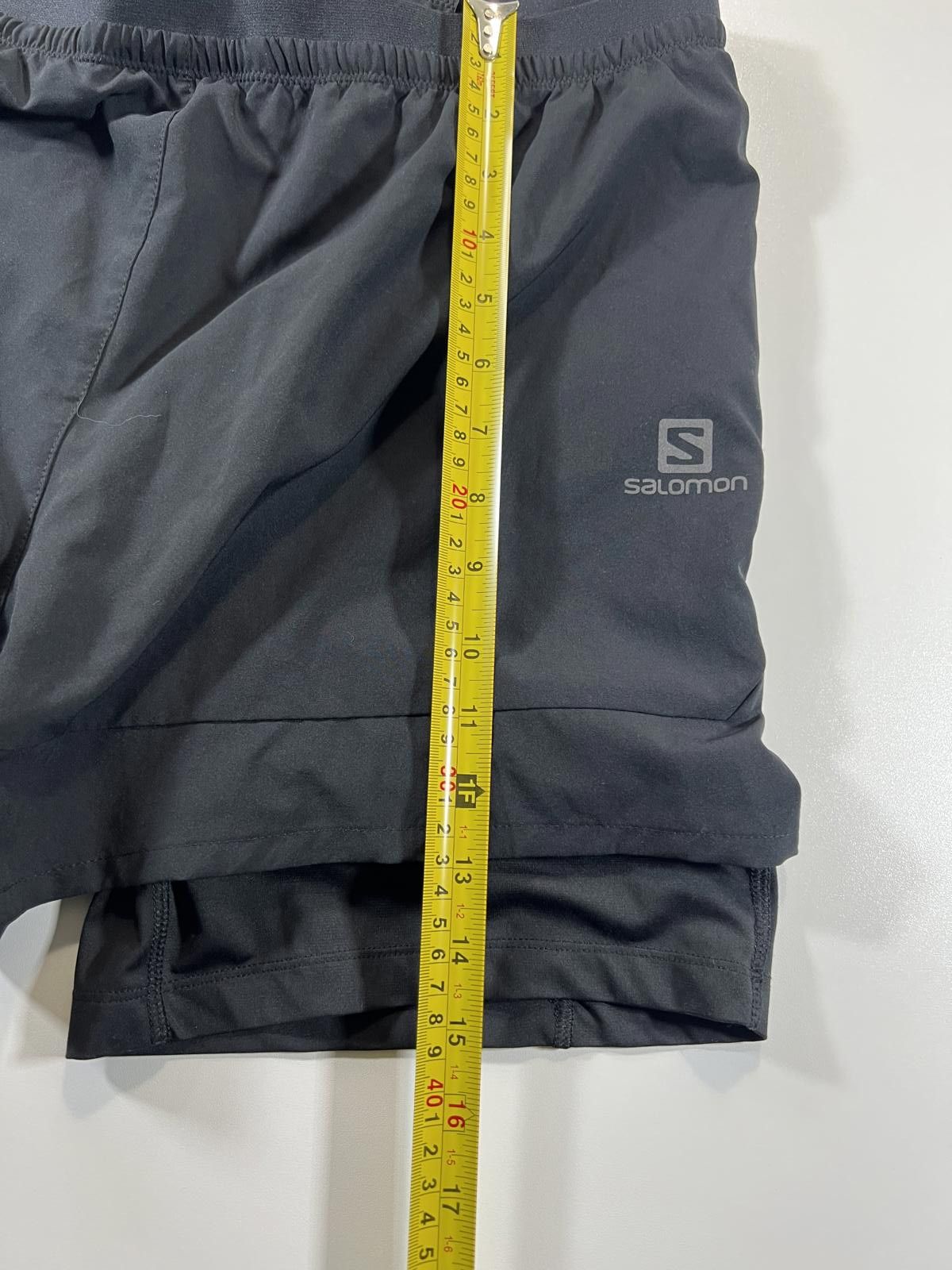 Salomon Salomon Black 2-in-1 Running Shorts Size US 32 / EU 48 - 4 Thumbnail