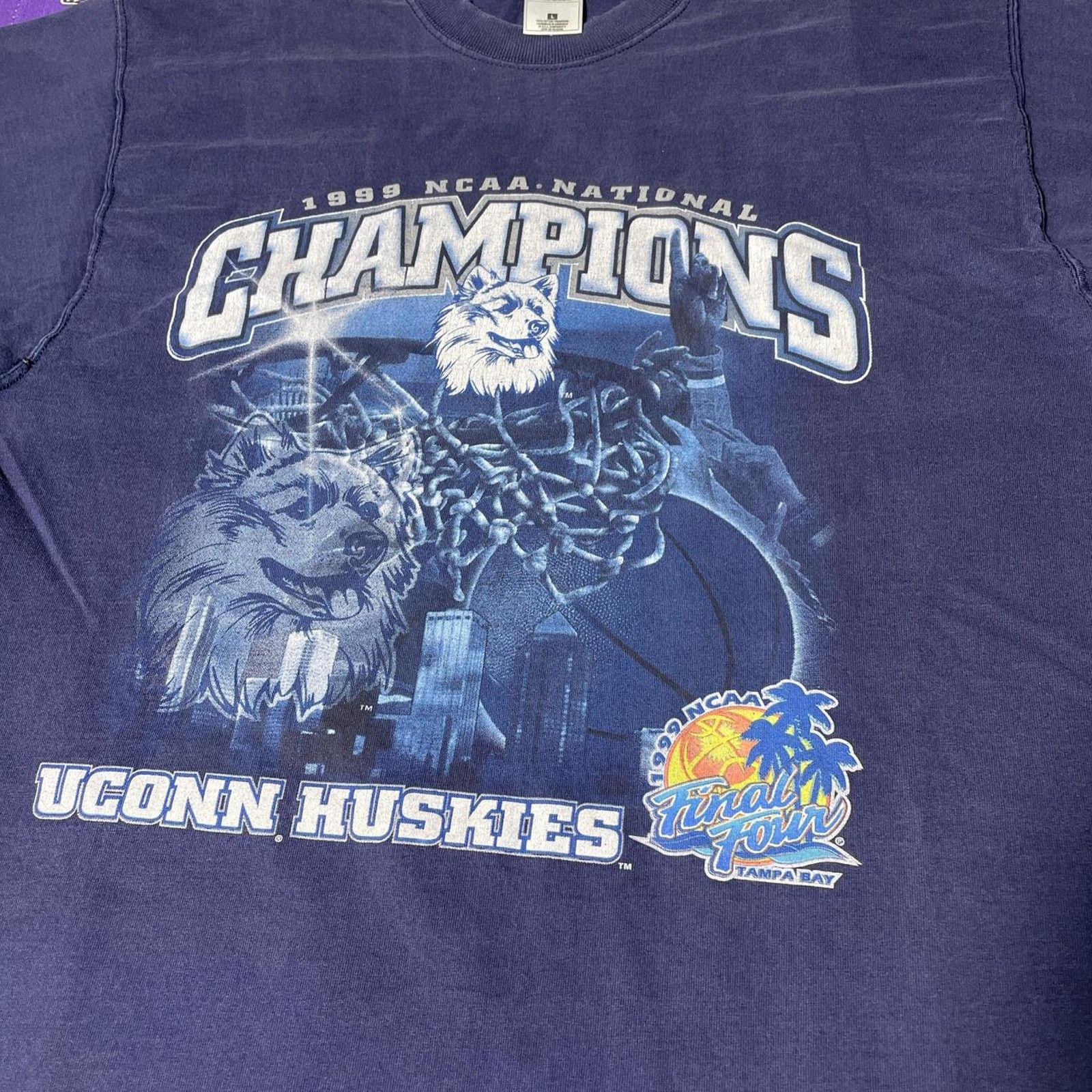 NCAA × Vintage Vintage 1999 NCAA UCONN Huskies Final Four Championship Tee Size US L / EU 52-54 / 3 - 3 Thumbnail