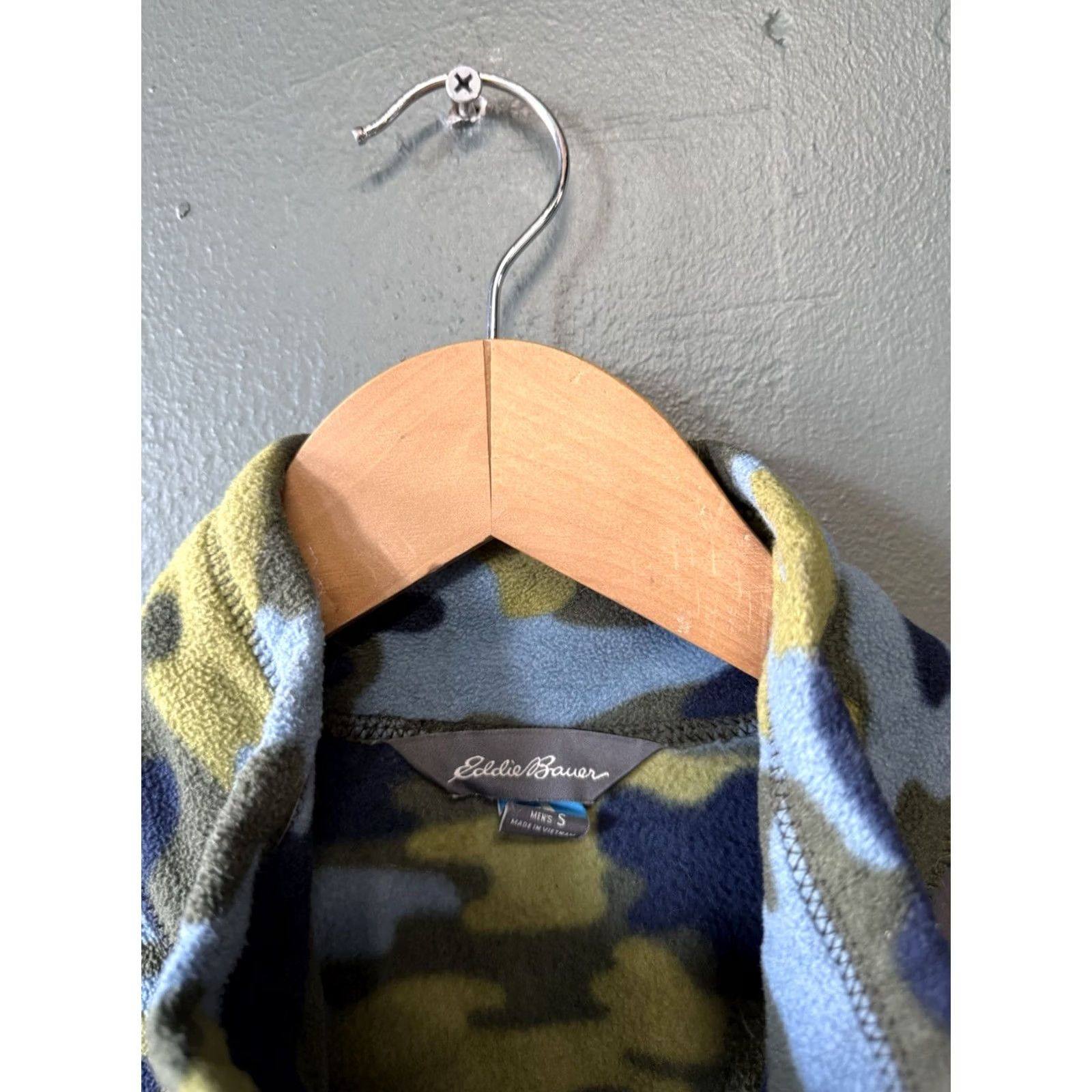 Eddie Bauer Eddie Bauer Mens Green Camo 1/2 Zip Mock Neck Fleece Sweatshirt Size S Size US S / EU 44-46 / 1 - 3 Thumbnail