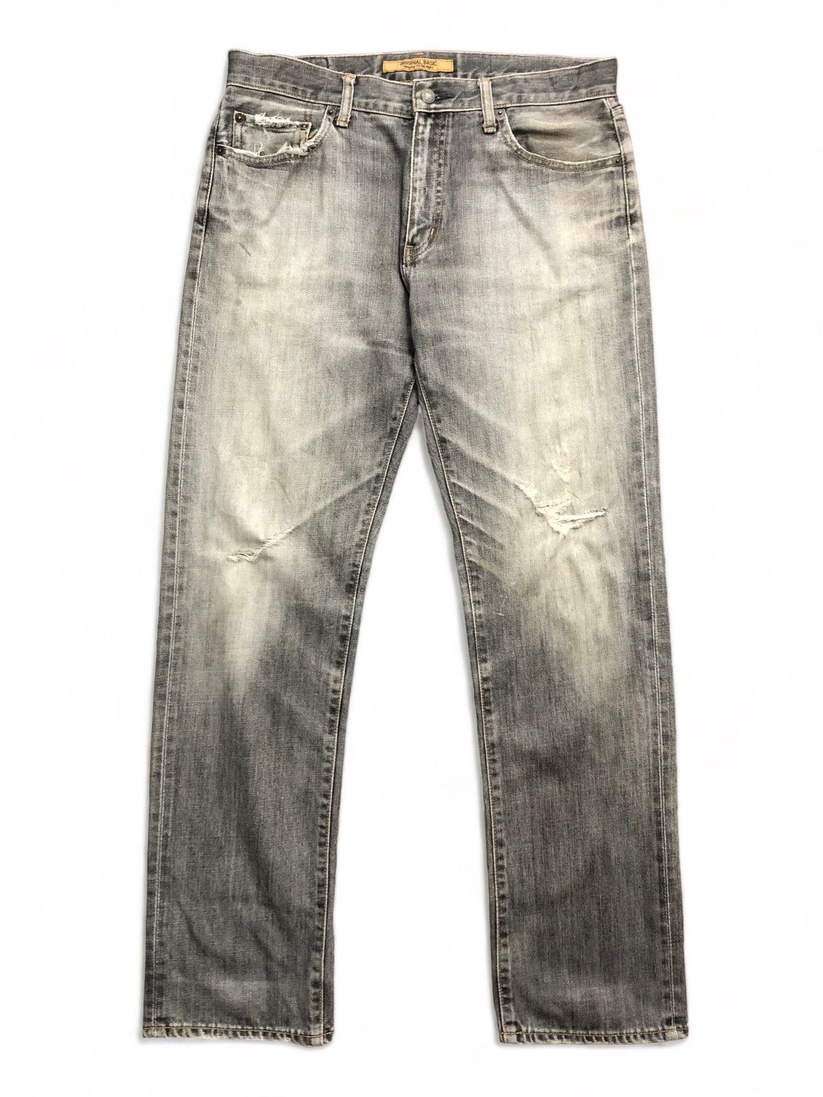 Uniqlo Vintage Japanese Distressed Black Faded Uniqlo Jeans Size US 35 - 1 Thumbnail