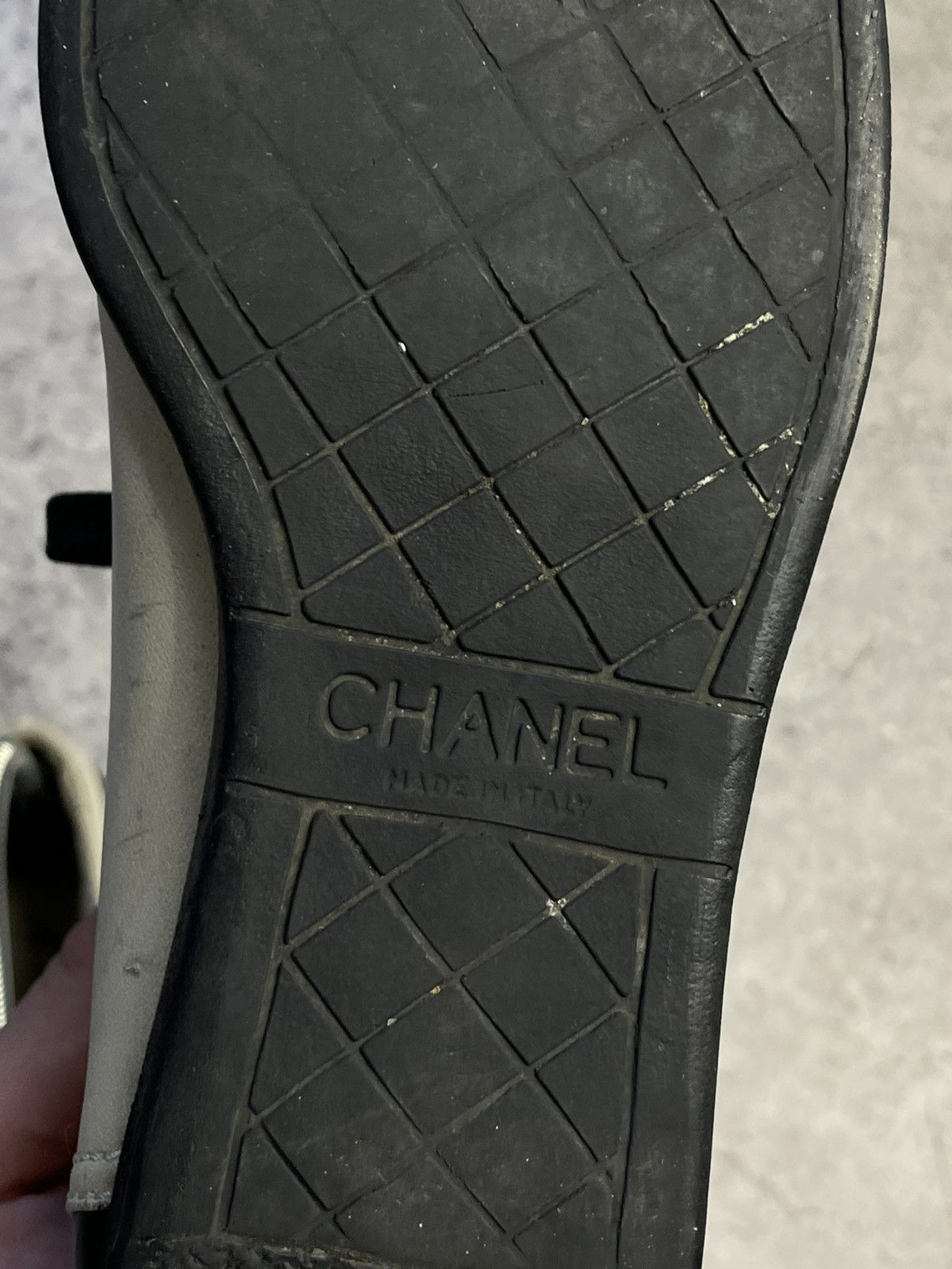 Chanel Chanel White Beige High Top Sneakers Size US 7 / IT 37 - 14 Thumbnail