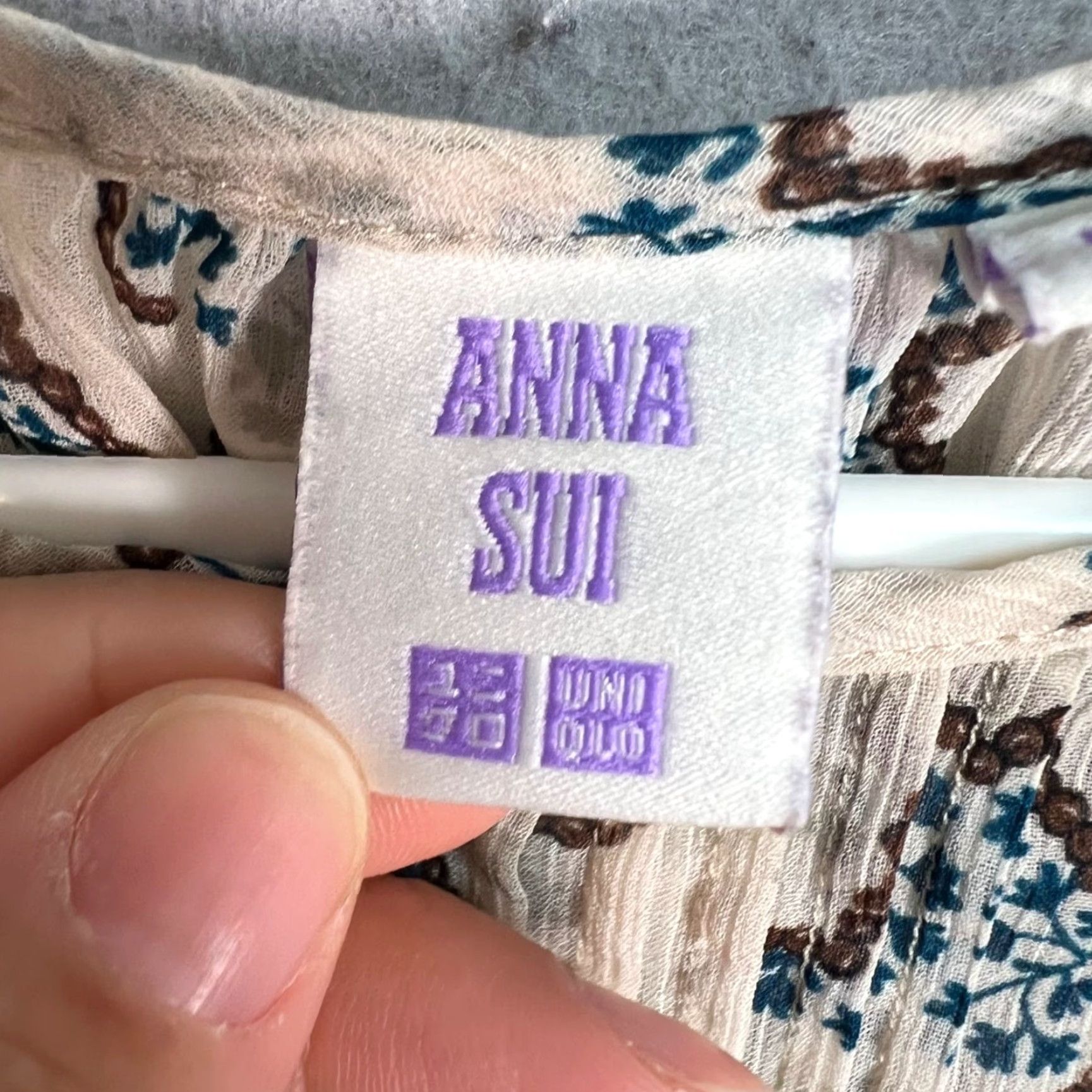 Anna Sui Anna Sui Blouse Womens Small Floral Patterned Pullover Round Neck Be​ige Blue Ruffle Hem Casual Summer Spring Fall Polyester Cotton Size S / US 4 / IT 40 - 3 Thumbnail