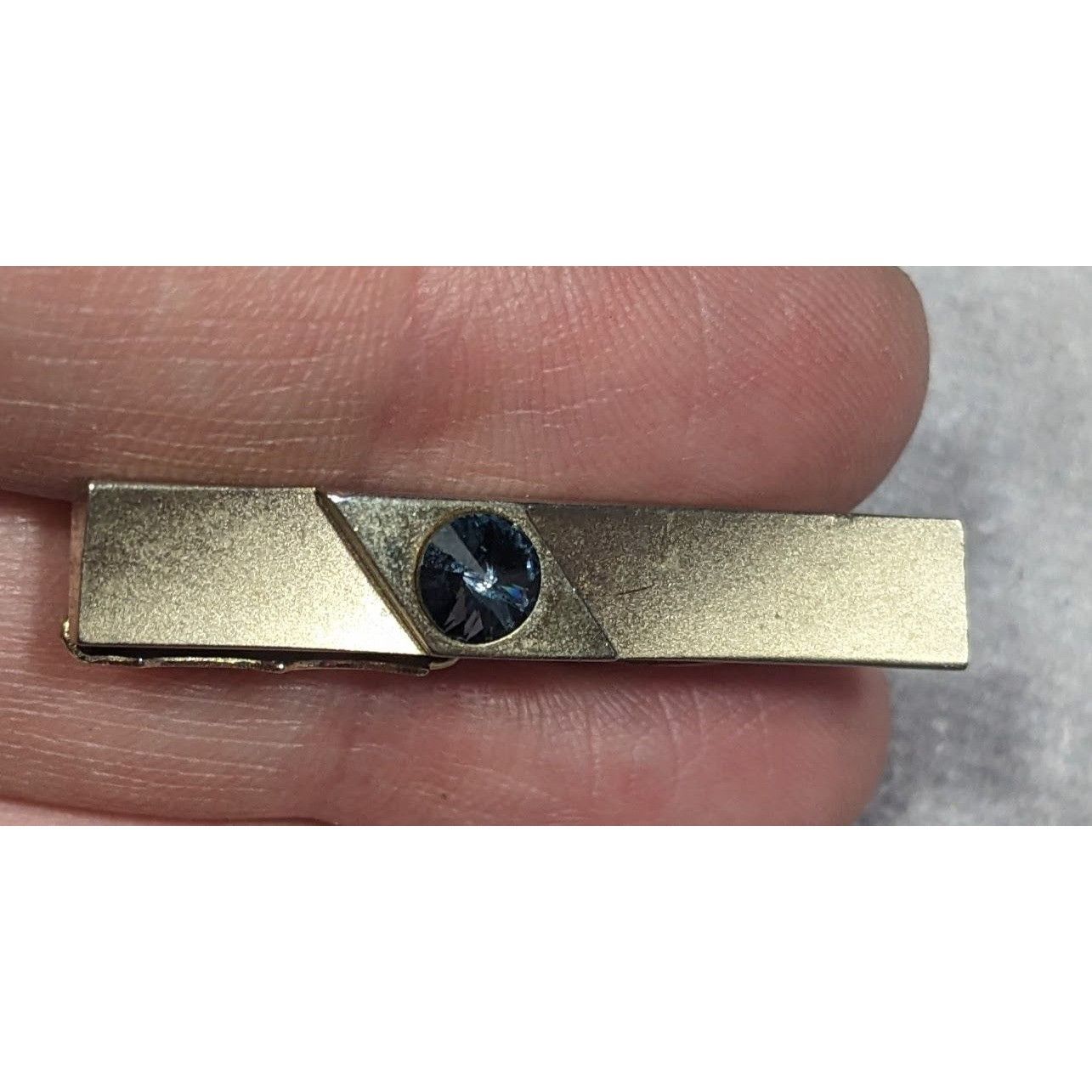 Other Vintage Foster Gold Tone Tie Clip With Grey Faceted Stone Size ONE SIZE - 7 Thumbnail