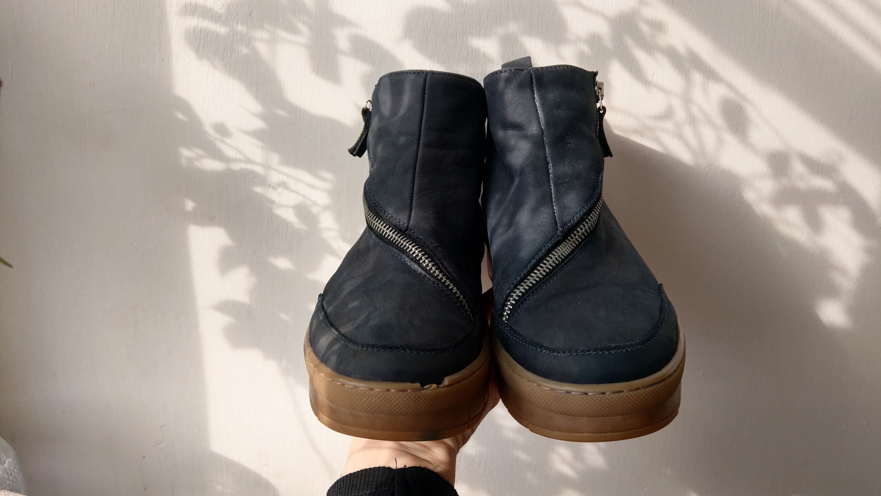 Japanese Brand 100% Leather Zip Platform Sneakers Shoes Alt Goth Noir opium Size US 7 / EU 40 - 6 Thumbnail