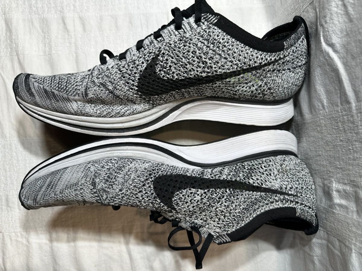 Nike Nike Flyknit Racer - OREO Size US 13 / EU 46 - 4 Thumbnail