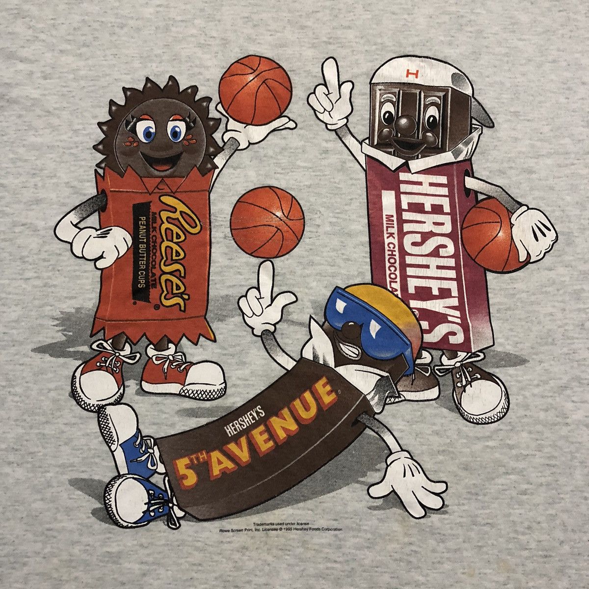 Vintage Rare Vintage 1995 Hershey Foods Corporation Tees Size US XL / EU 56 / 4 - 7 Thumbnail