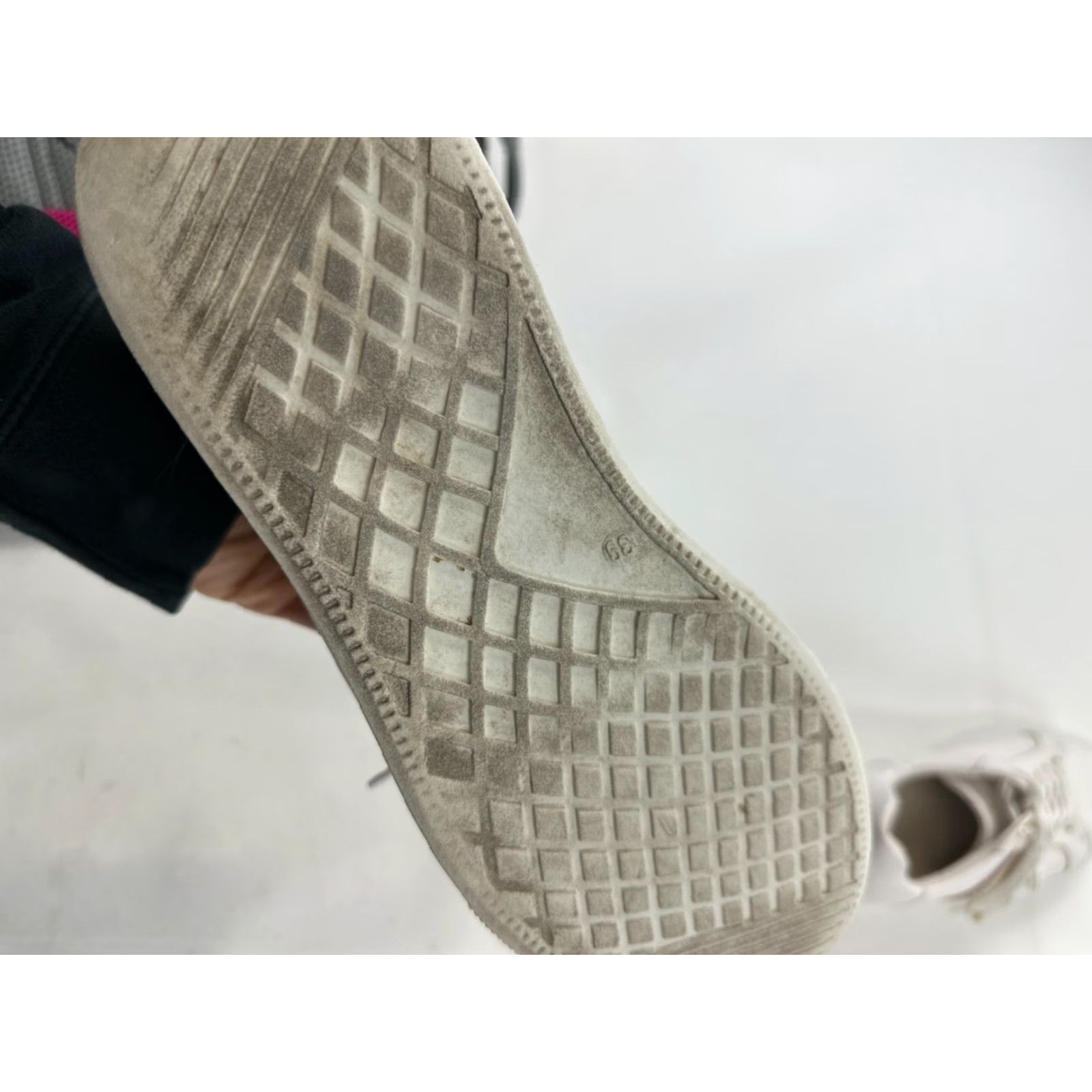 Ted Baker Ted Baker Sneakers Womens US 8.5 EU 39 White Metallic Detail Webbing Trainers Shoes Casual Size US 9 / IT 39 - 7 Thumbnail