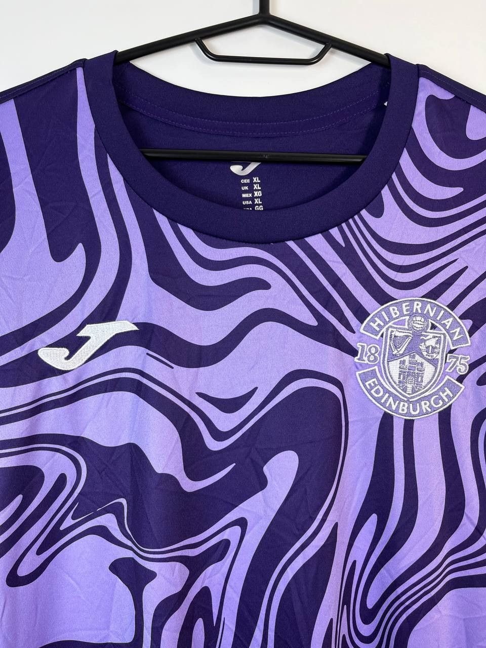 Joma HIBERNIAN FC 2022 2023 AWAY SHIRT JOMA FOOTBALL SIZE XL Size US XL / EU 56 / 4 - 2 Thumbnail