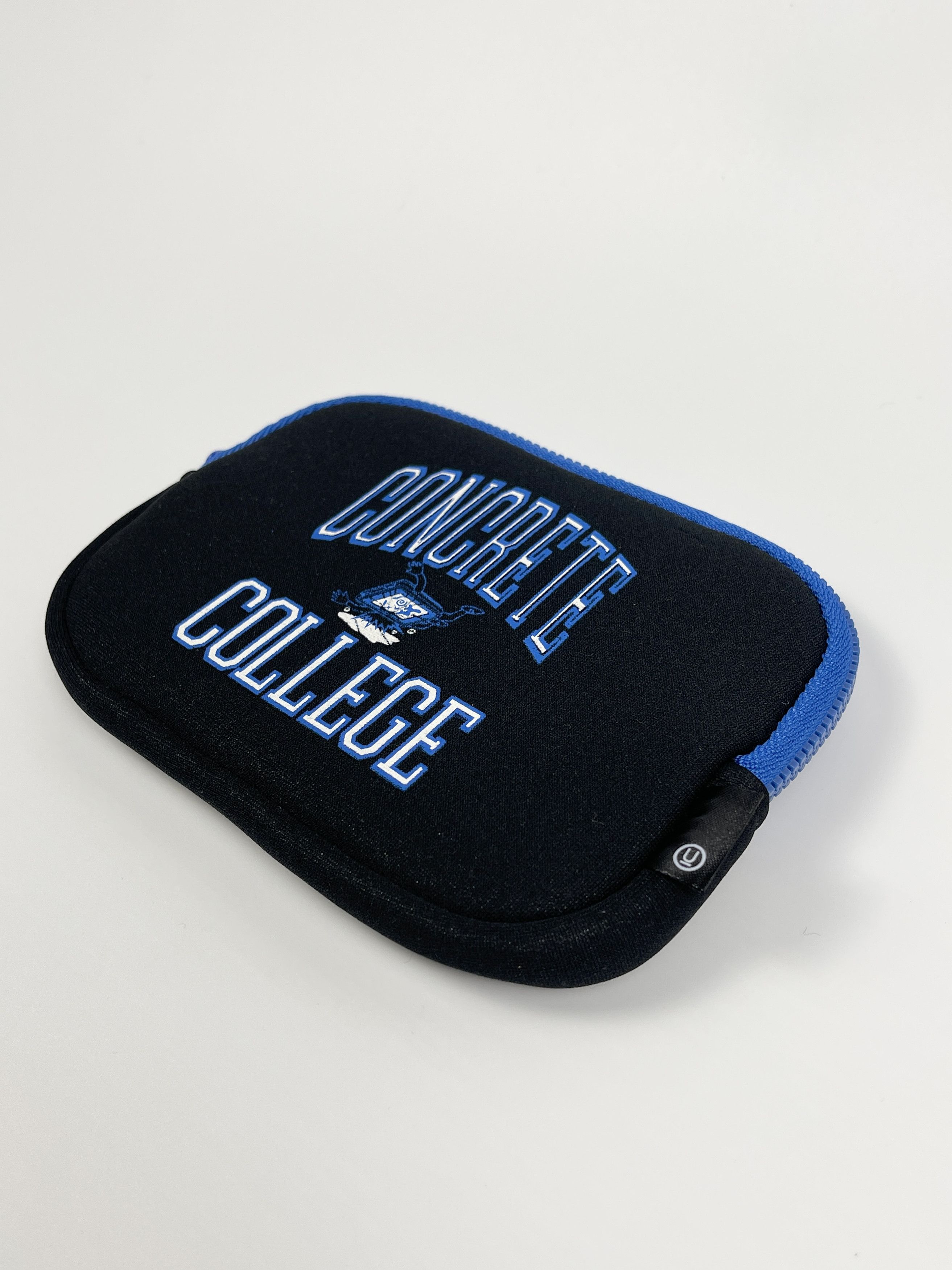 Undercover UNDERCOVER CONCRETE COLLEGE Print Multi-purpose Pouch Size ONE SIZE - 8 Thumbnail