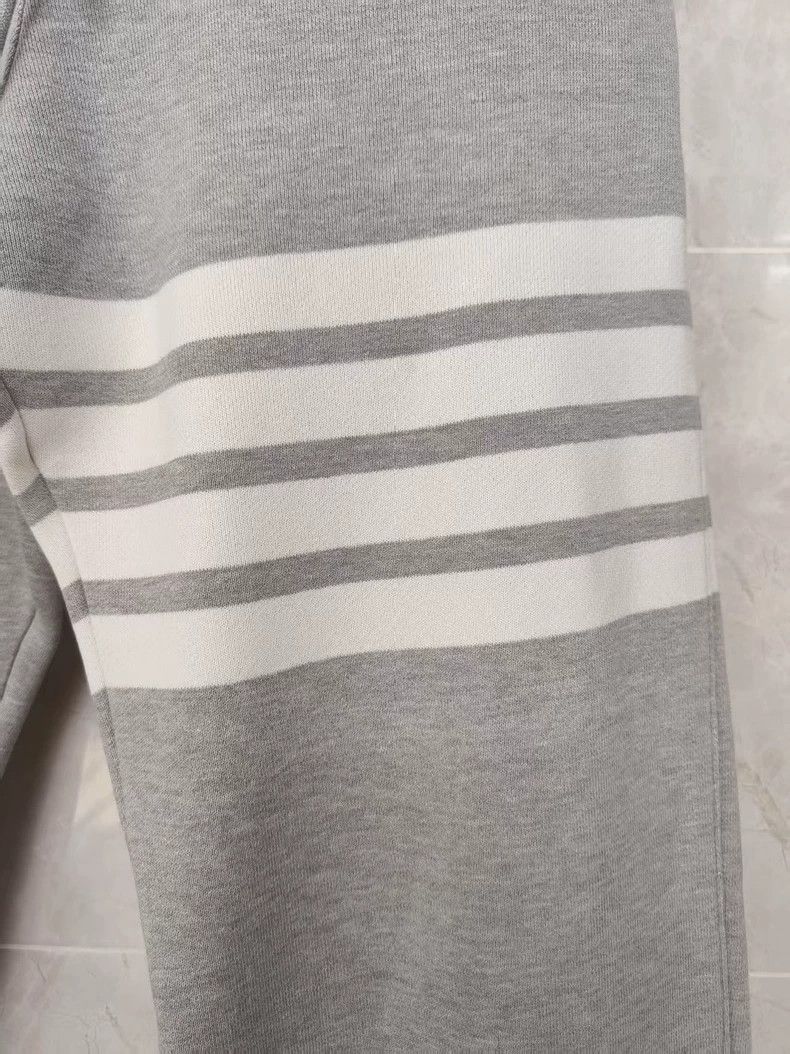 Thom Browne Thom Browne Size 0 Classic four-striped gray sweatpants 25 Size US 26 / EU 42 - 5 Thumbnail