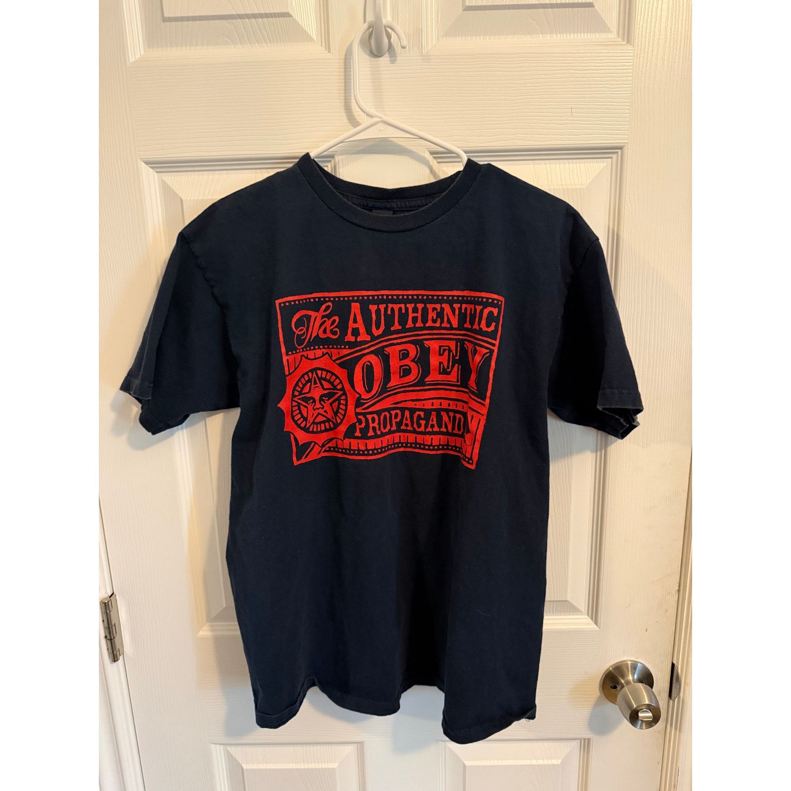 Obey Obey Propaganda T-Shirt Navy Blue Red Graphic Tee Men’s M Size US M / EU 48-50 / 2 - 1 Thumbnail