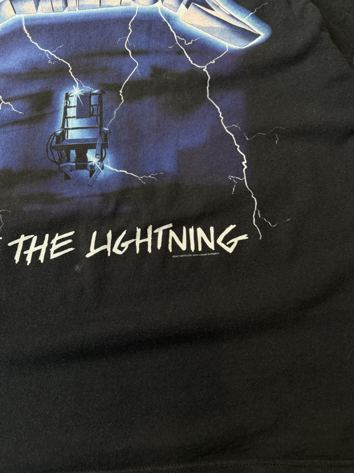 Band Tees × Vintage Vintage Metallica 2017 Ride The Lightning Sun Faded T-Shirt Size US XL / EU 56 / 4 - 12 Thumbnail