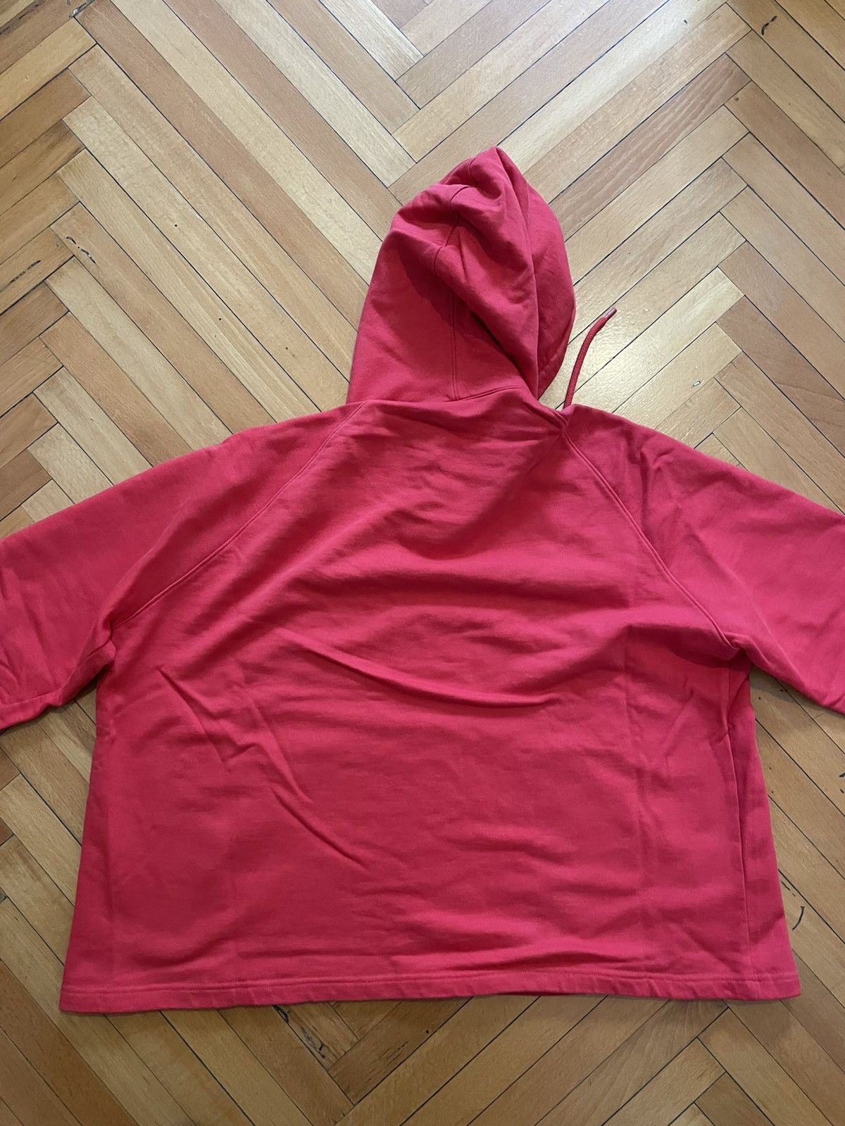 Balenciaga Balenciaga Red Boxy Cropped Hoodie Size US XXL / EU 58 / 5 - 8 Thumbnail