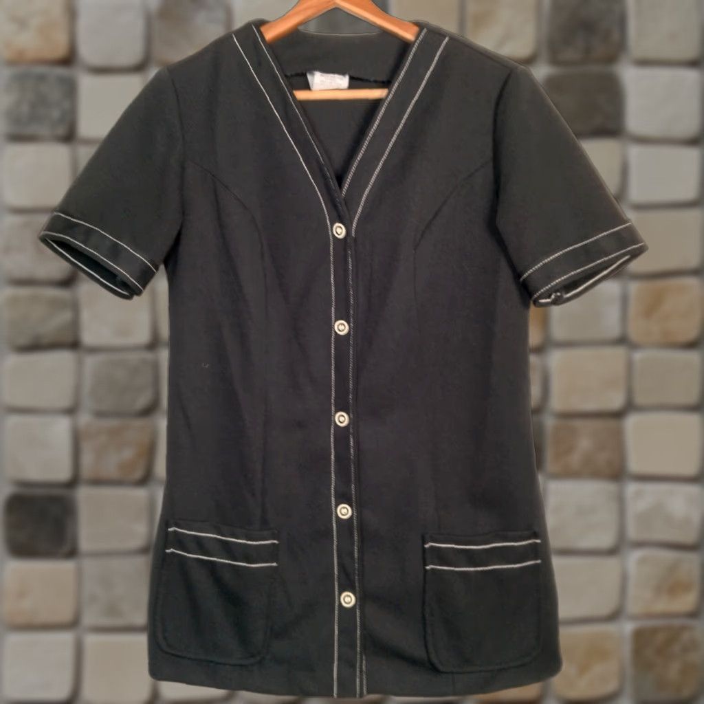 Vintage VINTAGE Work Smock Shirt XL Tall Black Polyester V-neck Button-Up Short Sleeve Men? Women? Size XL / US 12-14 / IT 48-50 - 1 Thumbnail