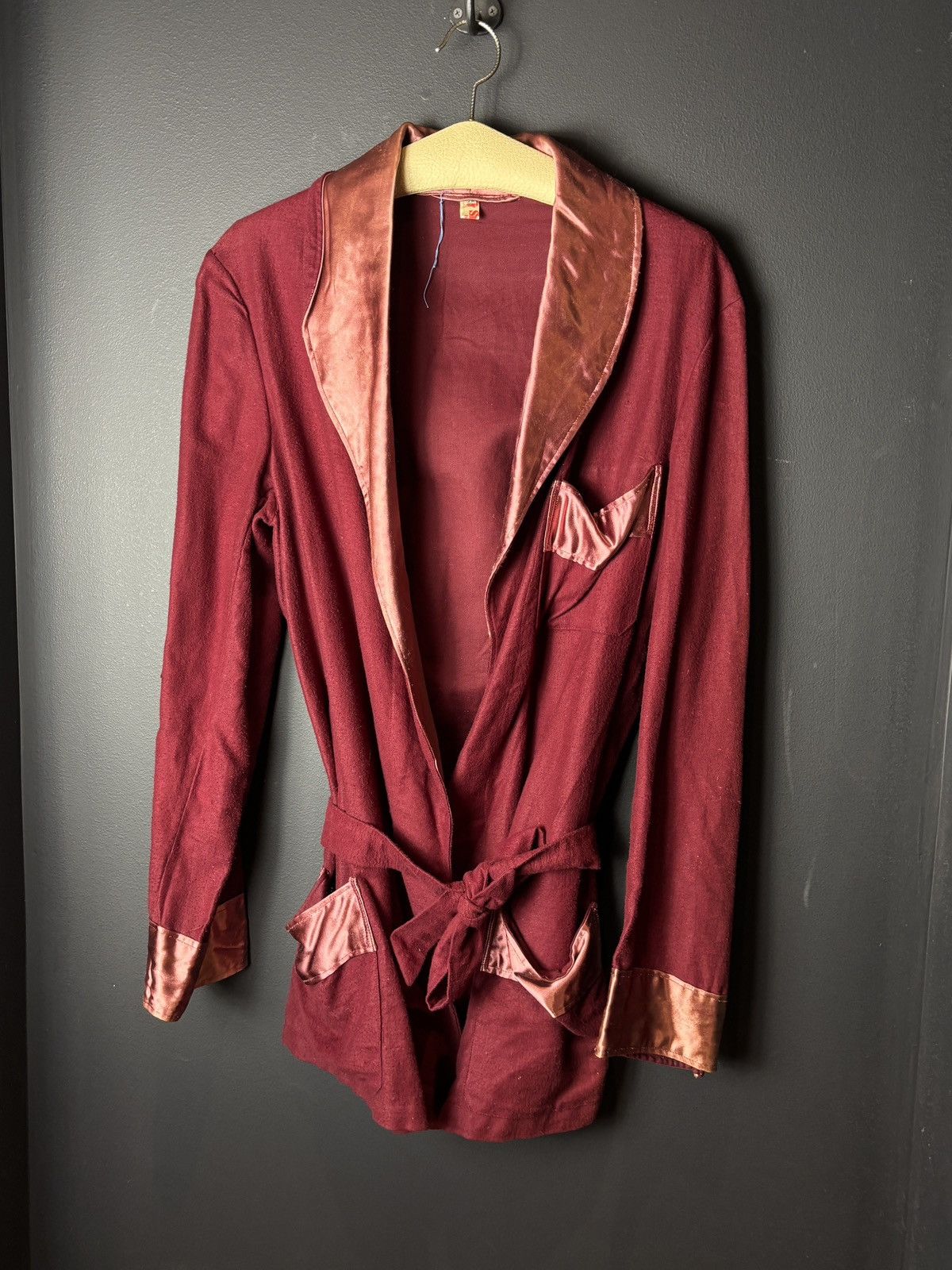 Vintage True Vintage Smoking Jacket House Coat Satin Robe Wool 60s Size US M / EU 48-50 / 2 - 1 Thumbnail