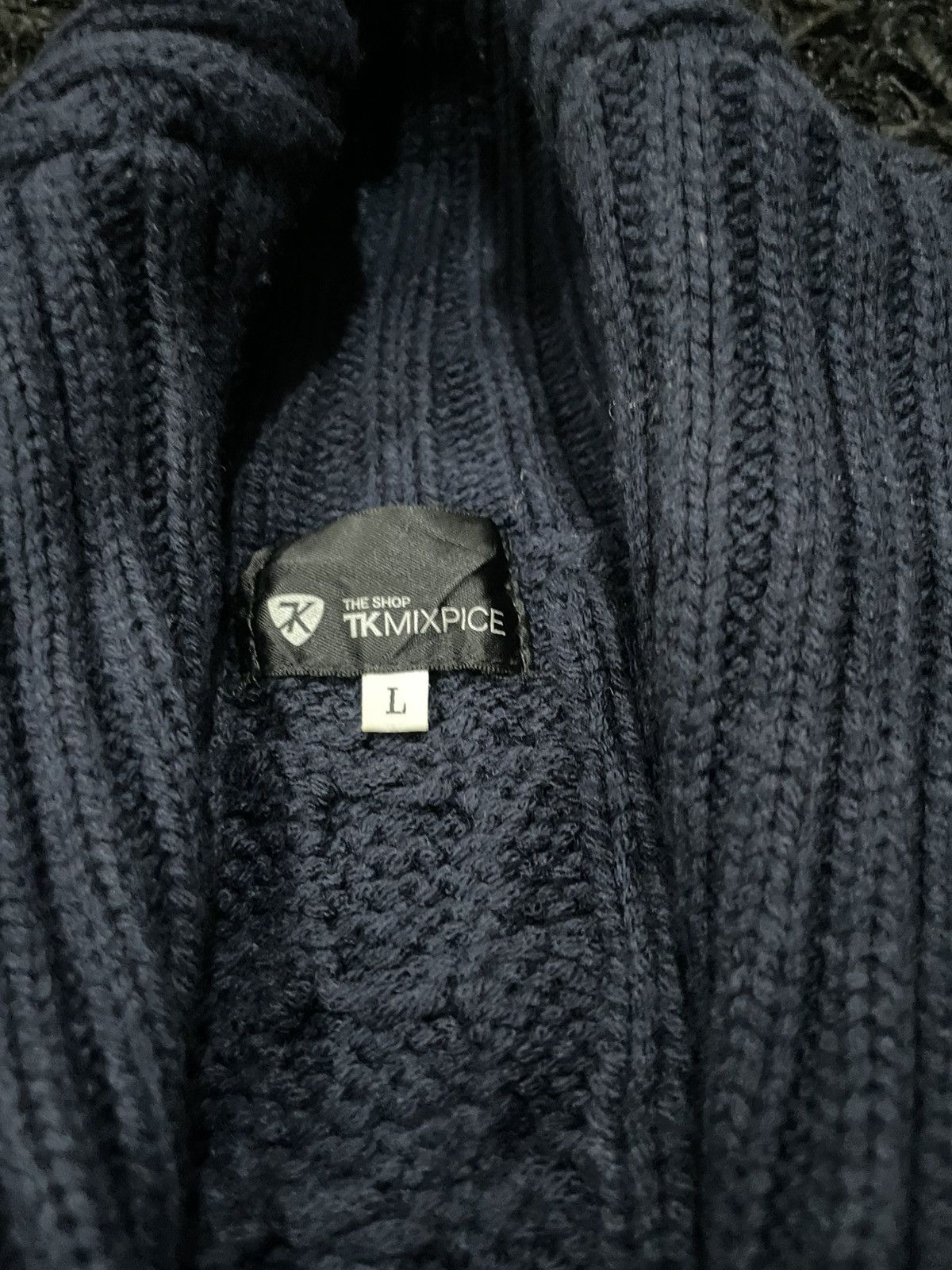 Takeo Kikuchi Japan Designer Takeo Kikuchi Cable Knitwear Cardigan winter Size US L / EU 52-54 / 3 - 6 Thumbnail