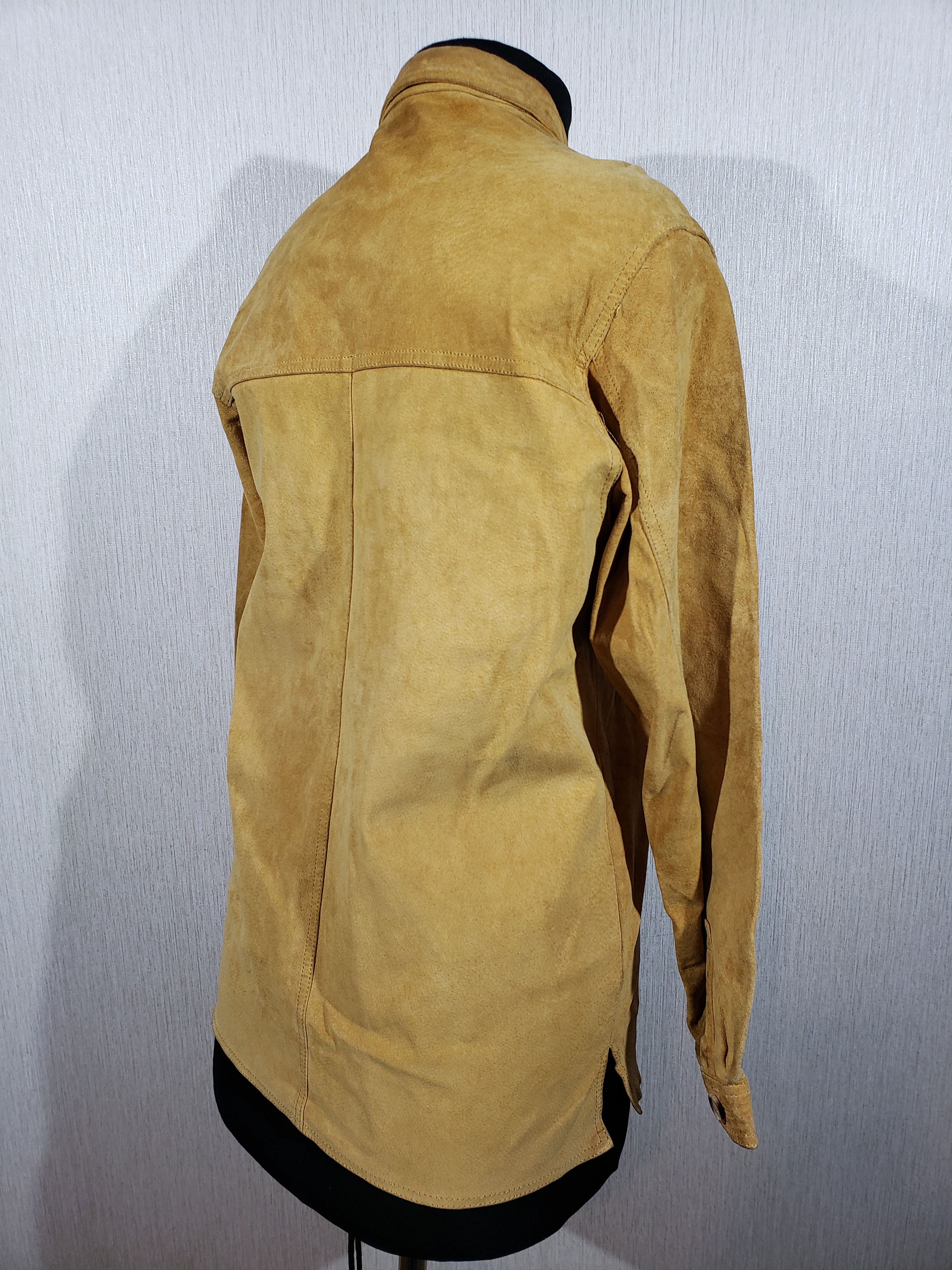 Other Stylish women's shirt made of genuine suede. Size L / US 10 / IT 46 - 6 Thumbnail