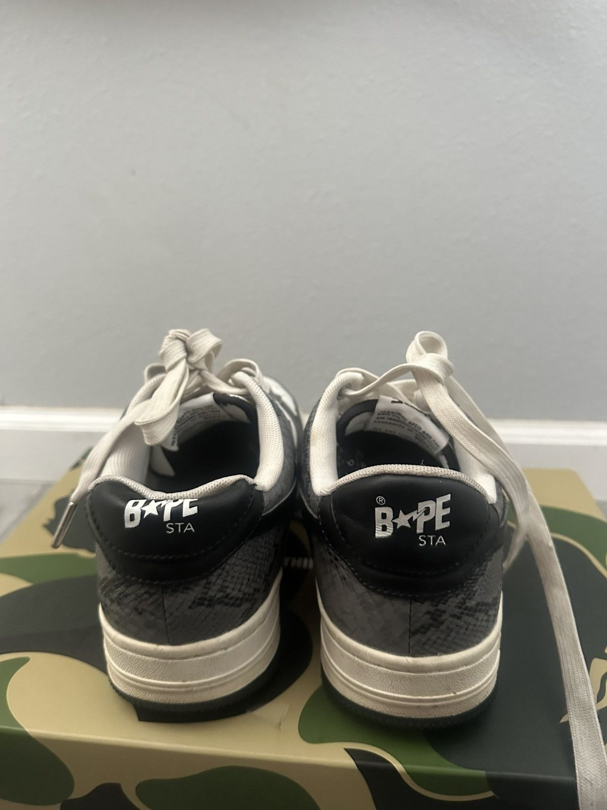 Bape Bapestas size 6 mens 7.5 womens Size US 6 / EU 39 - 4 Thumbnail