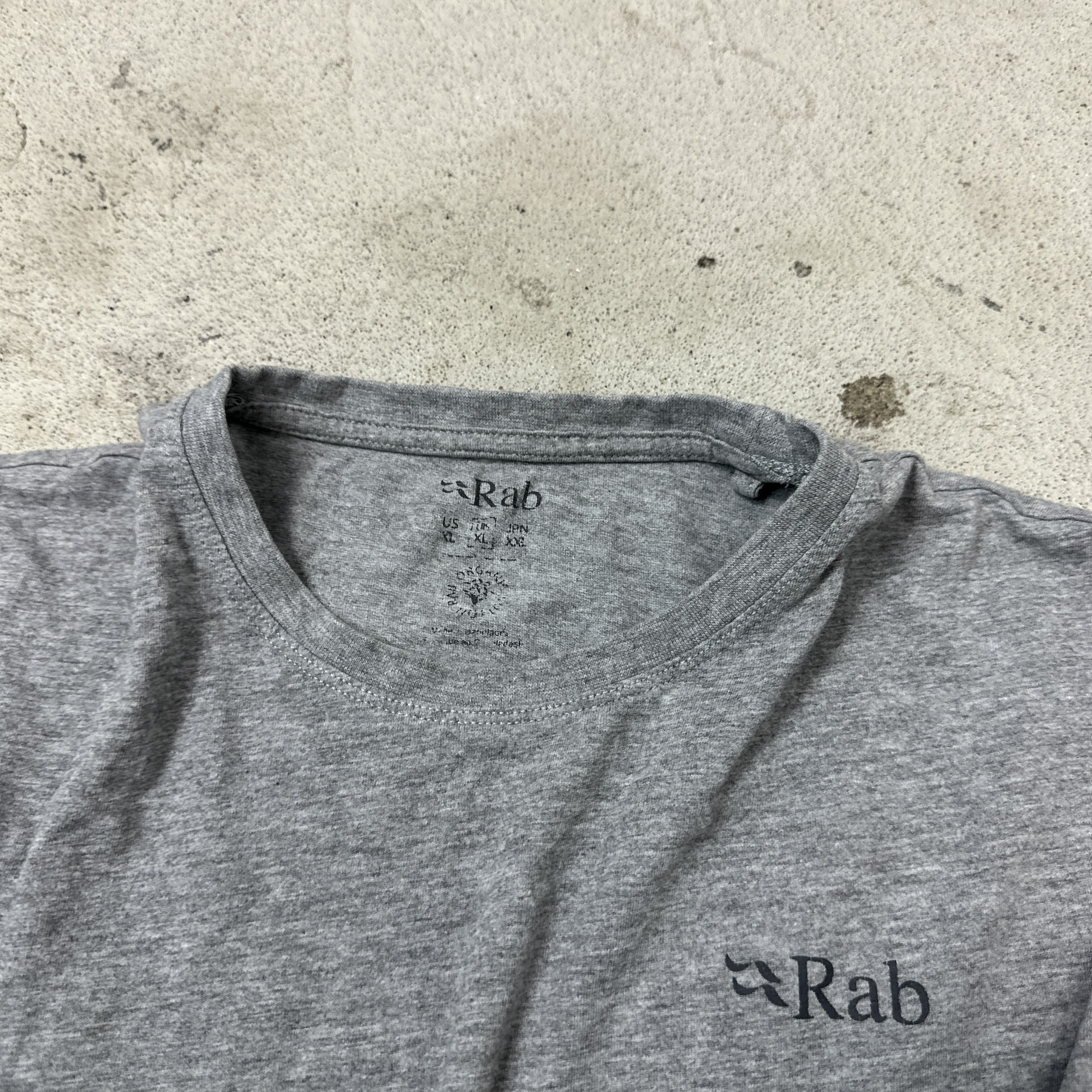 Rab Vintage Sporty Printed RAB The Moutain People T-shirt 00s Size US XL / EU 56 / 4 - 5 Thumbnail