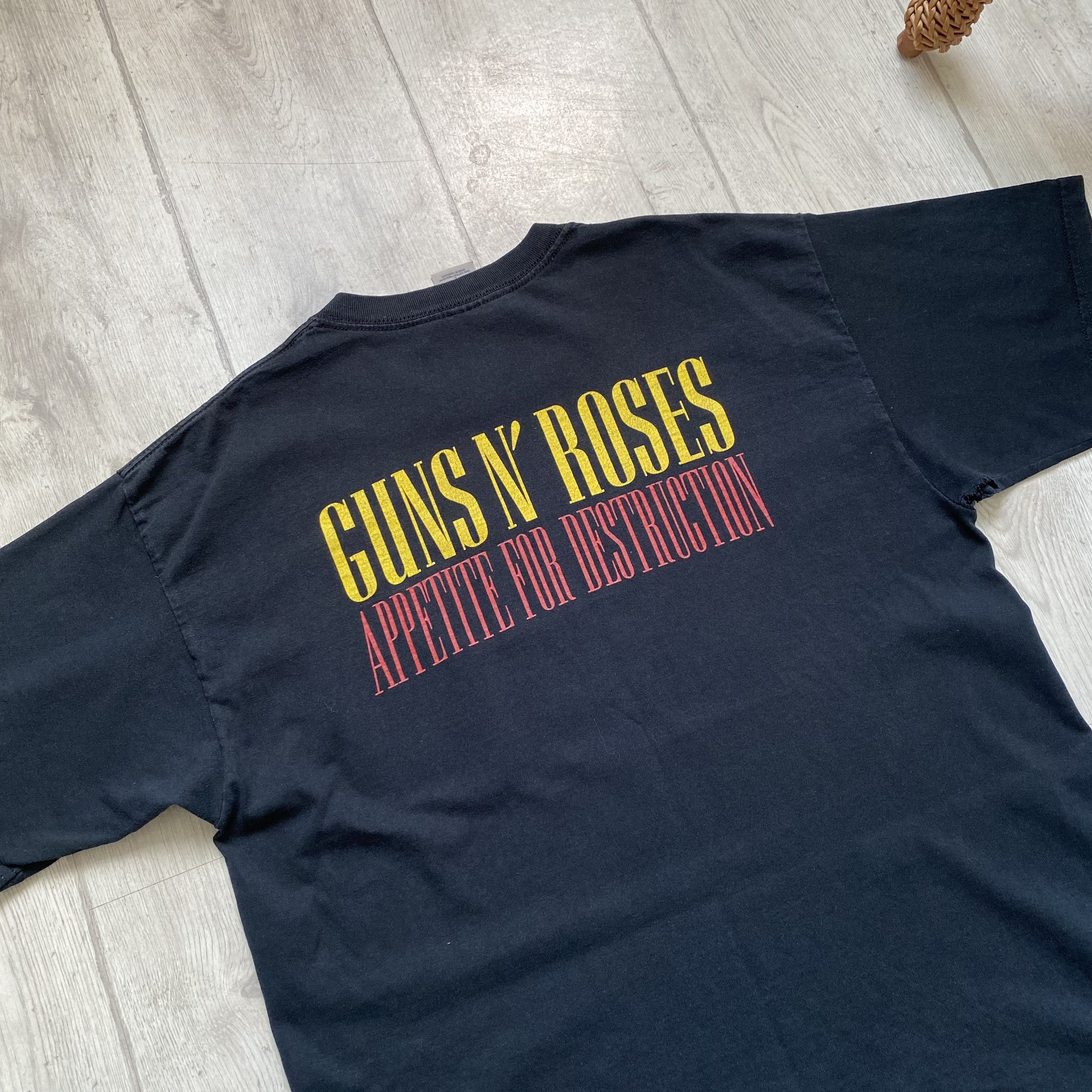Guns N' Roses 🎸 Trashed Vintage 00s Gun's n roses Tee Rock Band Size US L / EU 52-54 / 3 - 12 Thumbnail