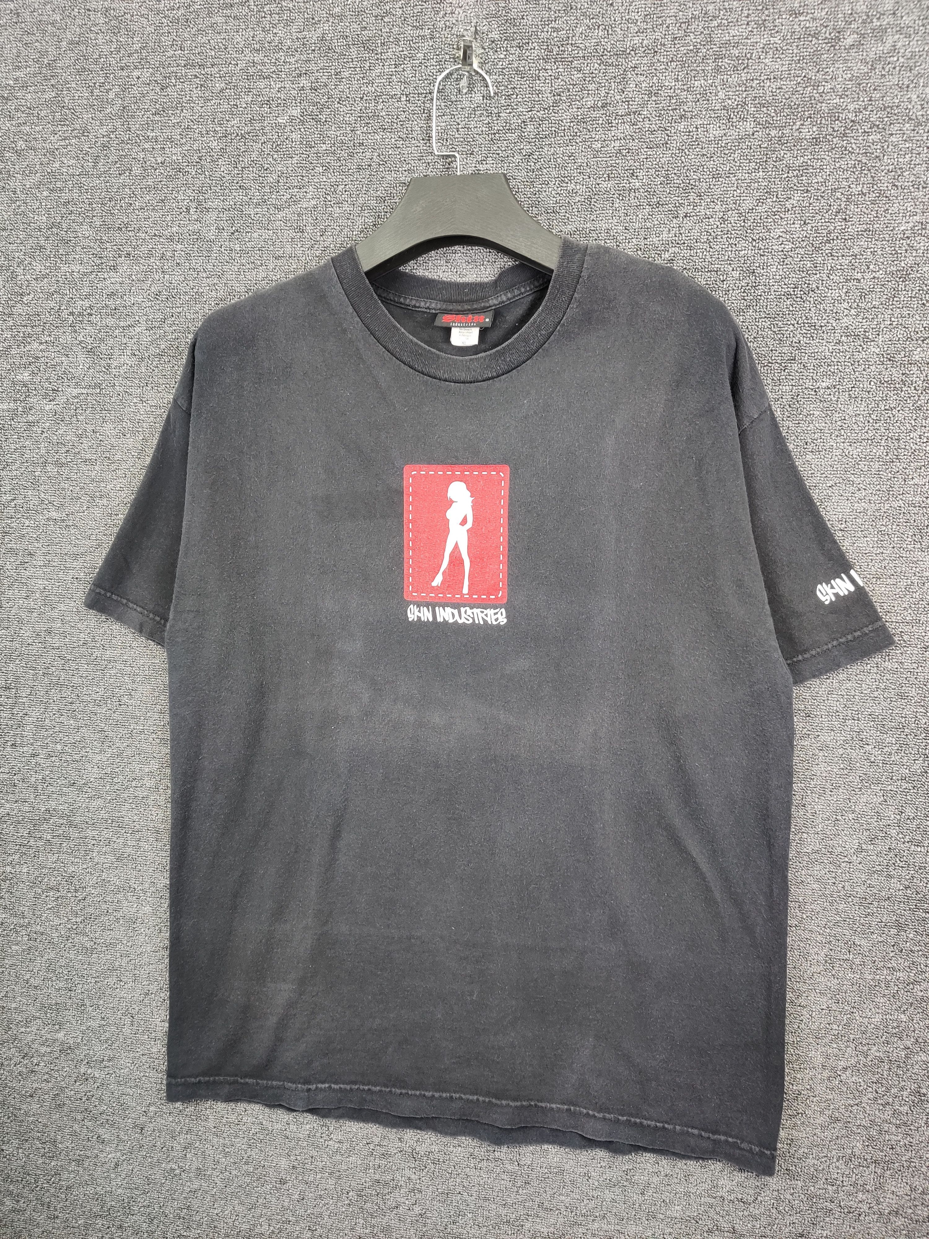 Vintage Vintage 90s Skin Industries Skateboard Tee Tshirt Size US XL / EU 56 / 4 - 2 Thumbnail