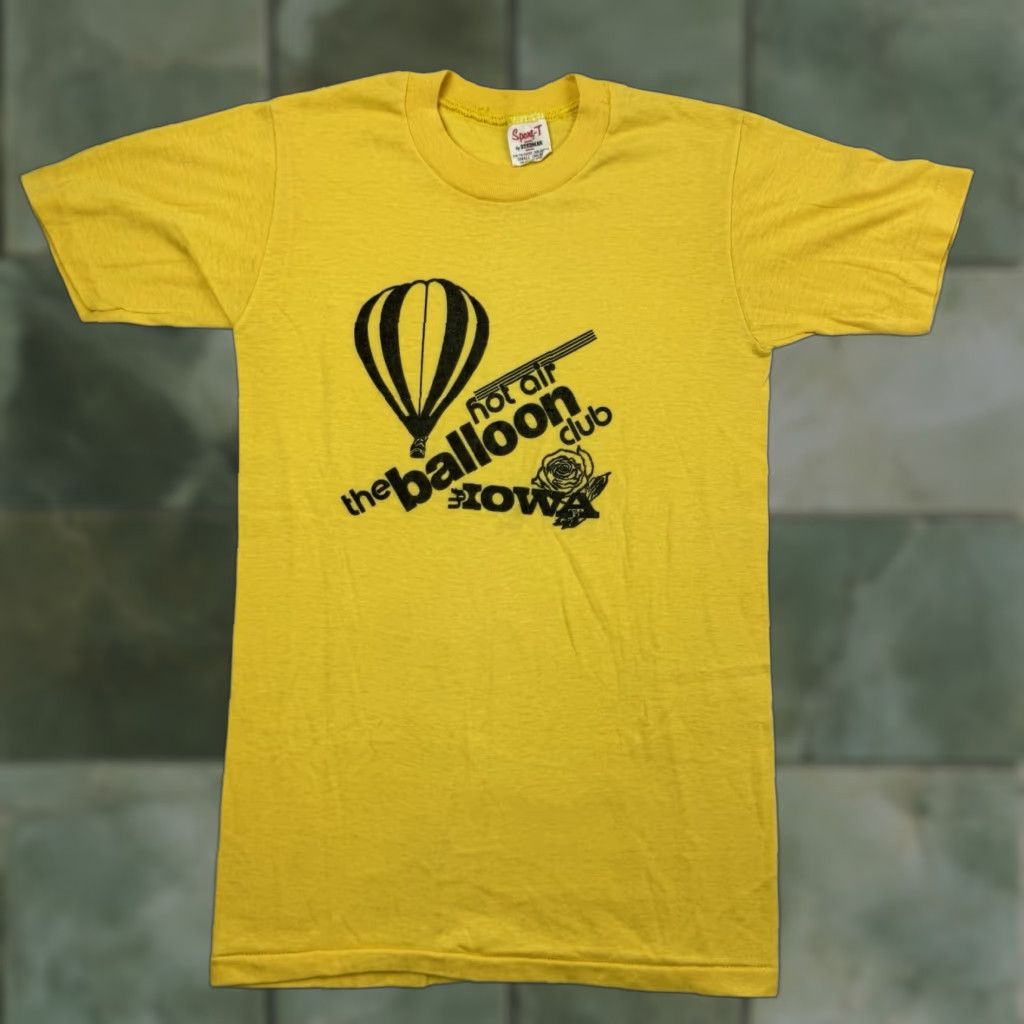 Vintage VINTAGE Hot Air Balloon Club T Shirt Adult Small Slim Iowa 80s Hipster Yellow Mens S Stedman Slim Fit Crew Neck Short Sleeve Size US S / EU 44-46 / 1 - 1 Thumbnail