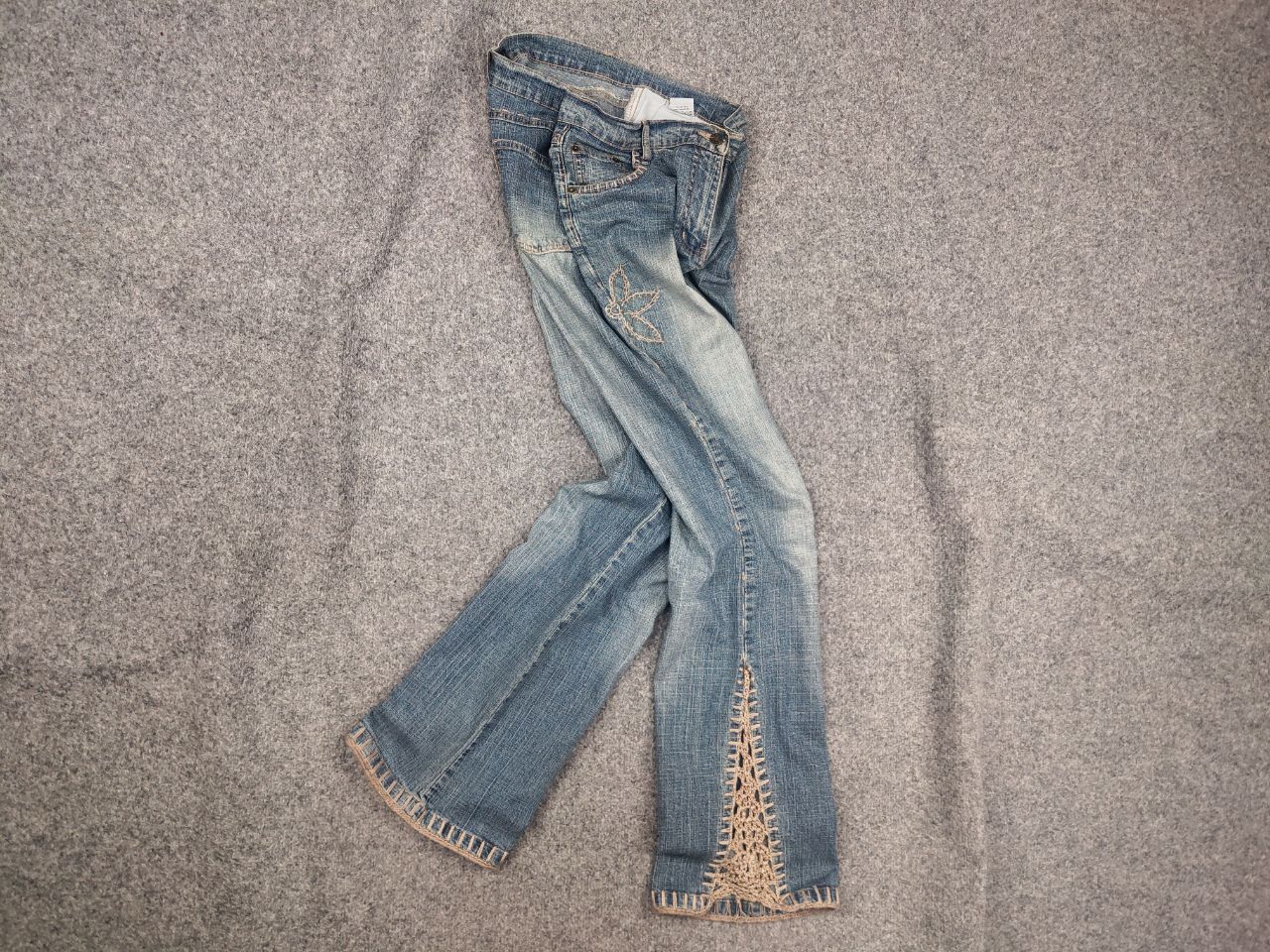 If Six Was Nine Yendi Paris Vintage Y2K Style Flared Denim Low Rise Jeans Size 30" / US 8 / IT 44 - 1 Thumbnail