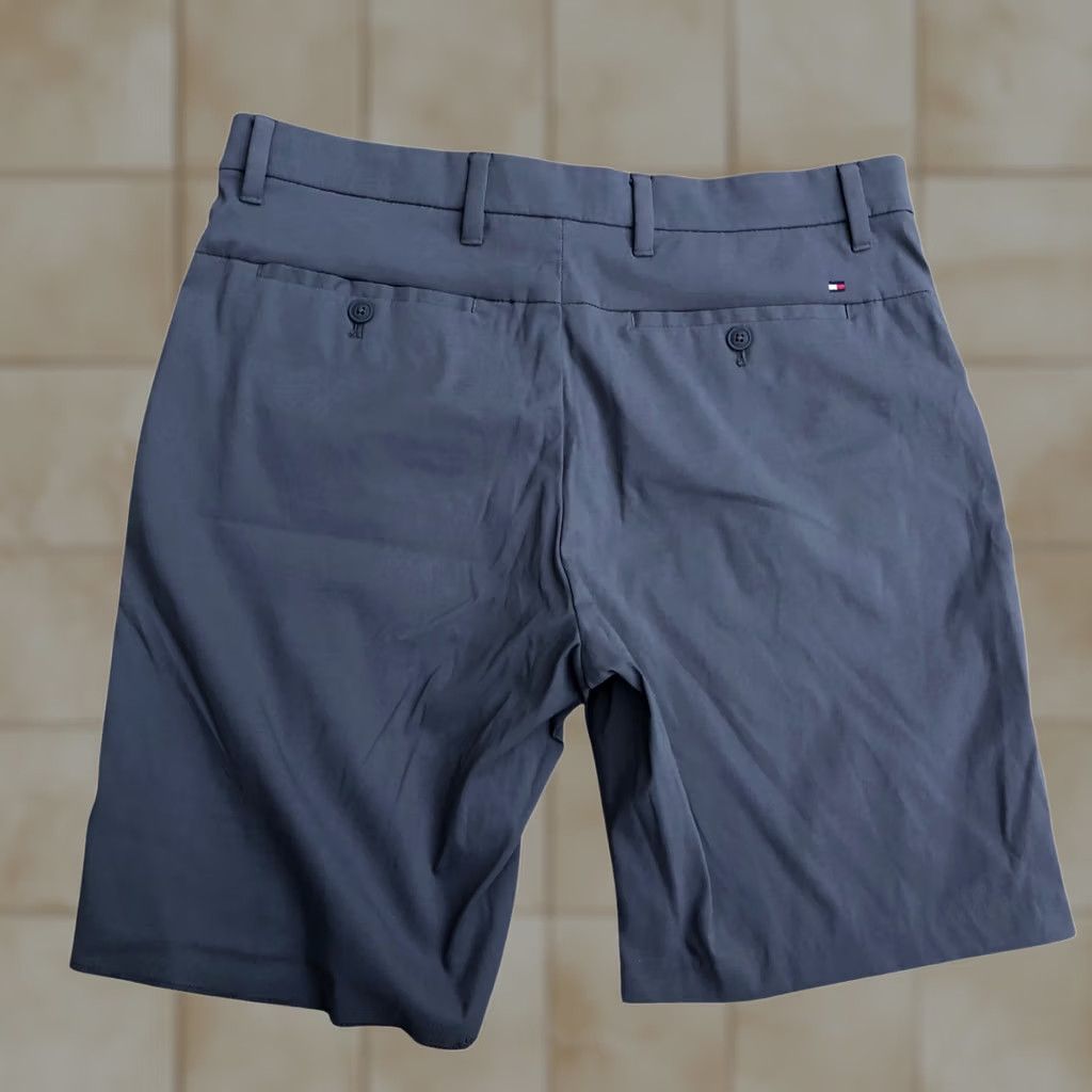 Tommy Hilfiger TOMMY HILFIGER Nylon Chino Shorts 34 Men's Grey Bottoms Size US 34 / EU 50 - 1 Thumbnail