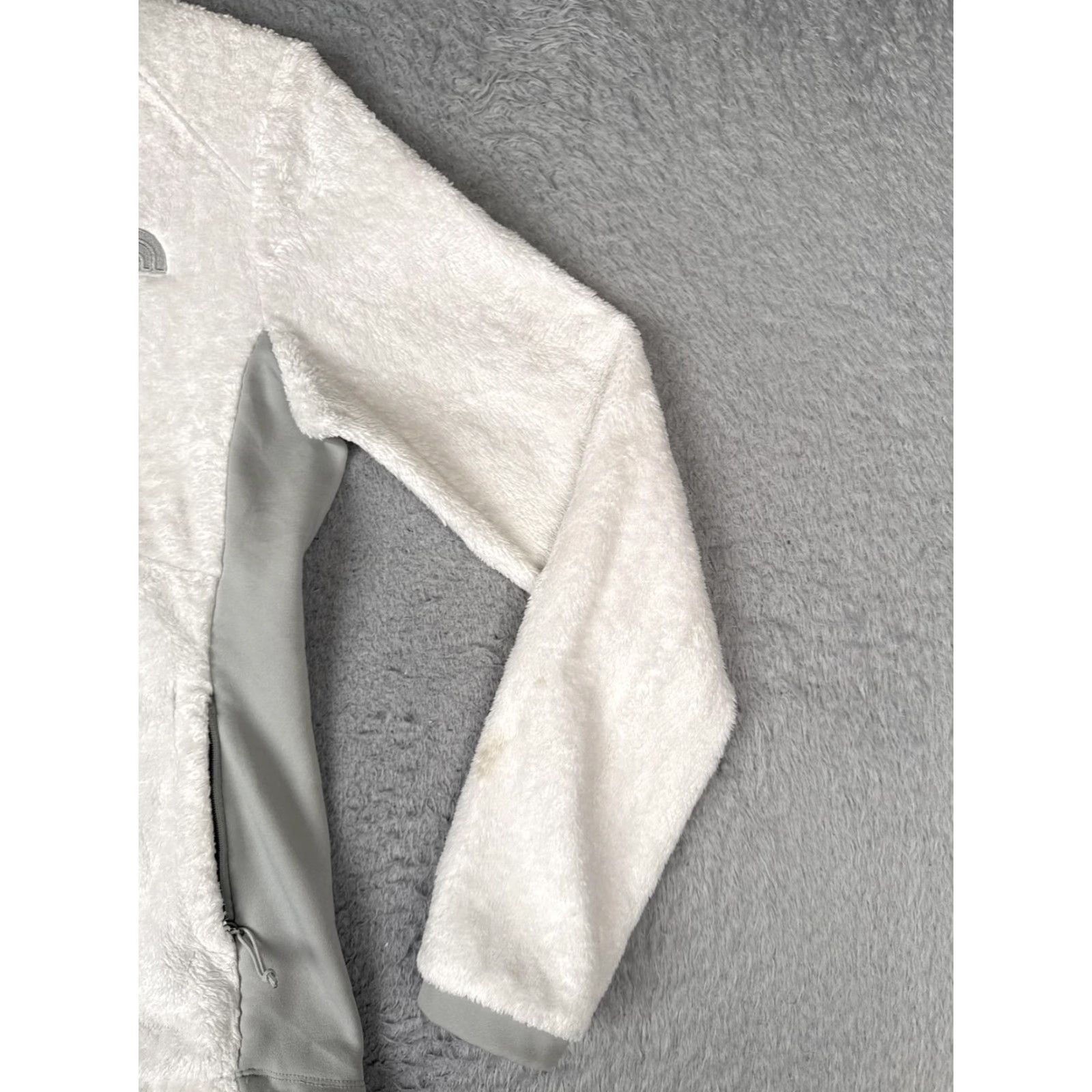 The North Face The North Face Jacket Womens Small White Fleece Full Zip Pockets Outdoor Hiking – Shirt/Outerwear (S) Womens White Pockets Full Zip Seasonal Outdoor Size S / US 4 / IT 40 - 5 Thumbnail