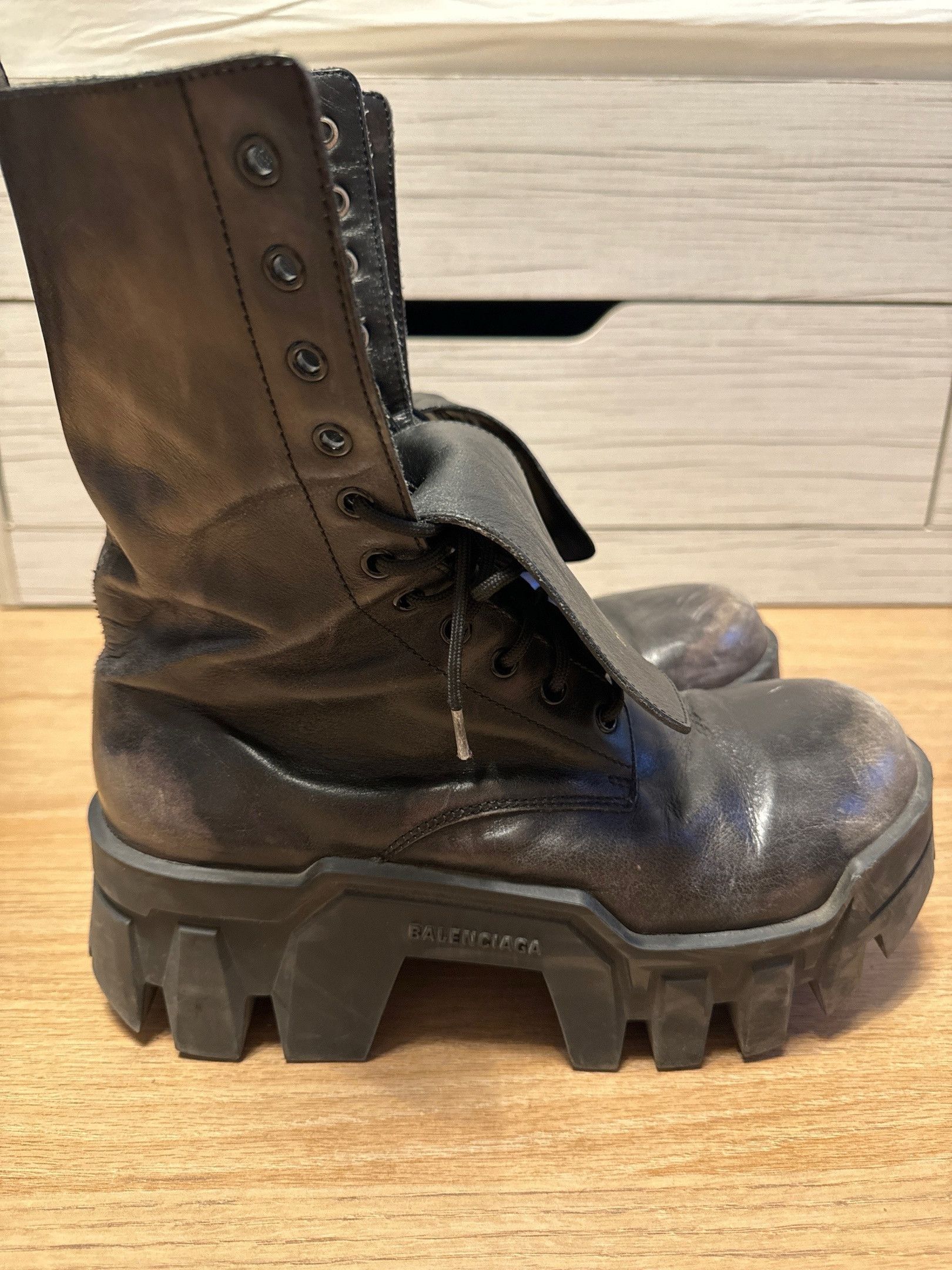 Balenciaga Balenciaga Bulldozer boots Worn-out | Grailed