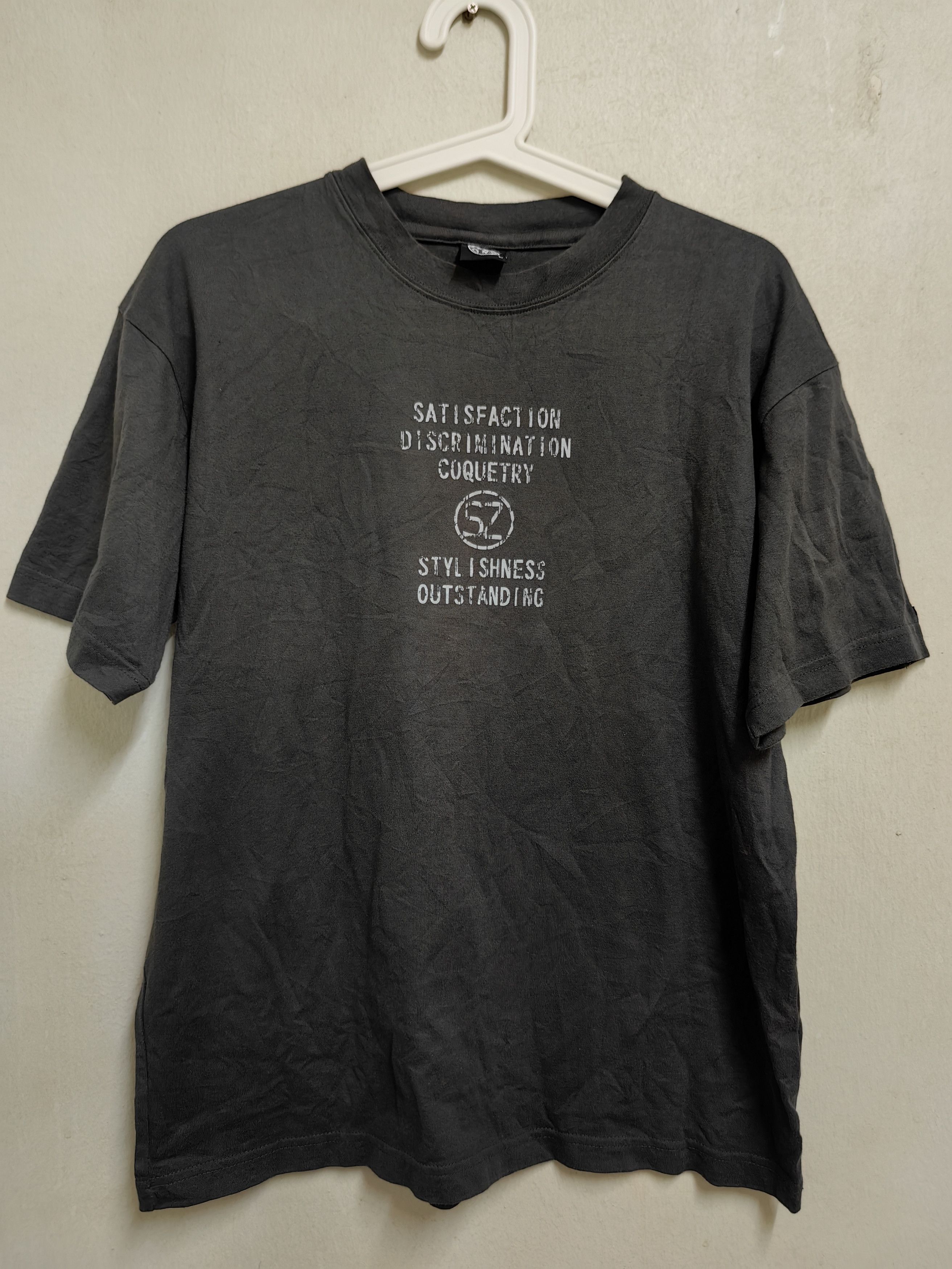 Band Tees Seven Zero One T-Shirt Size US L / EU 52-54 / 3 - 7 Thumbnail