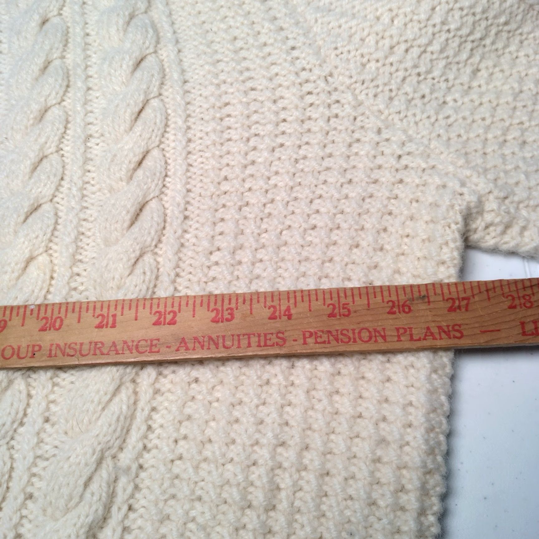 Vintage VINTAGE Aran Handknit Fisherman Sweater Men XL Natural Ivory Cable Chunky Knit Pullover Size US XL / EU 56 / 4 - 4 Thumbnail