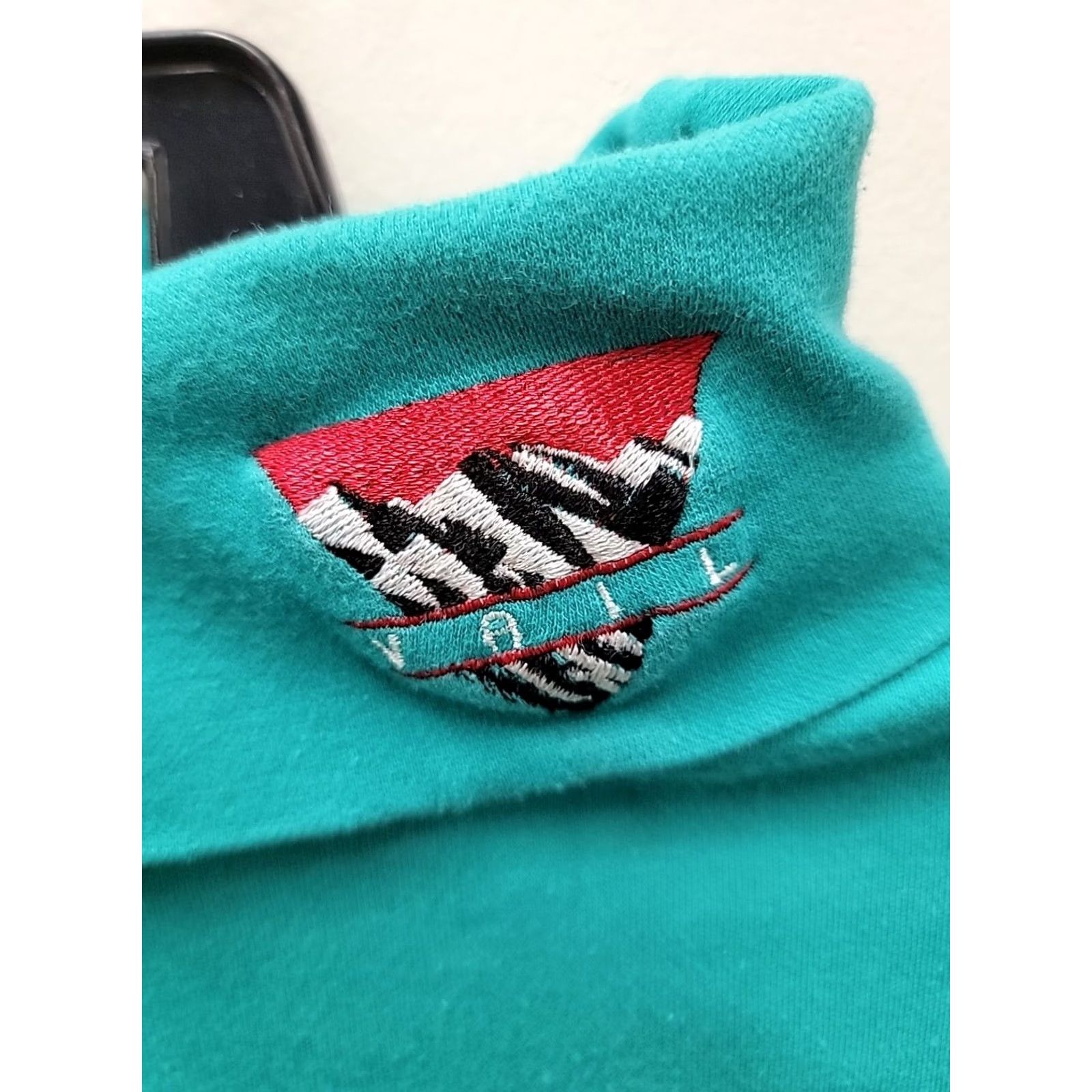Vintage VINTAGE Crazy Shirts Hawaii T Shirt Sweater Long Sleeve Mens XL Blue Cotton Chest 22 Length 28 Size US XL / EU 56 / 4 - 2 Thumbnail