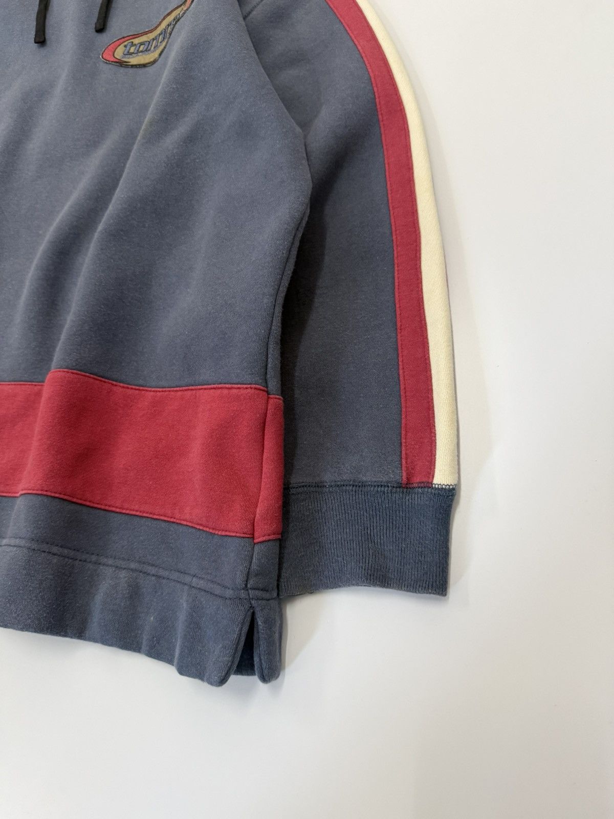Tommy Hilfiger 🔥 90's Rare Tommy Hilfiger Embroided Backhit Logo Hoodie - M Size US L / EU 52-54 / 3 - 3 Thumbnail