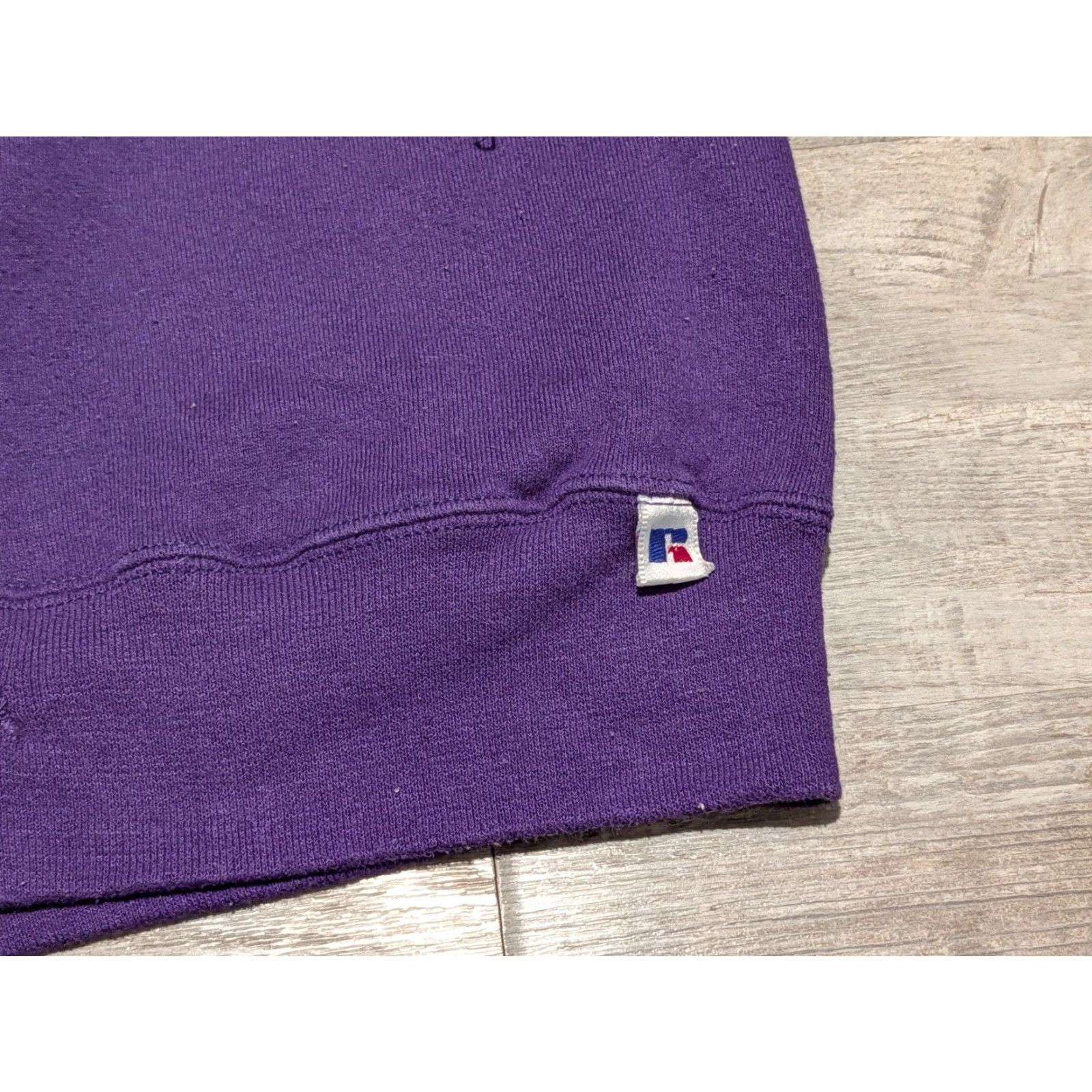 Russell Athletic VINTAGE Russell Athletic Pro Line Minnesota Vikings Crewneck Sweatshirt Mens Medium Purple Embroidered Logo USA Made Heavyweight Fleece Lined Pullover Size US M / EU 48-50 / 2 - 5 Thumbnail
