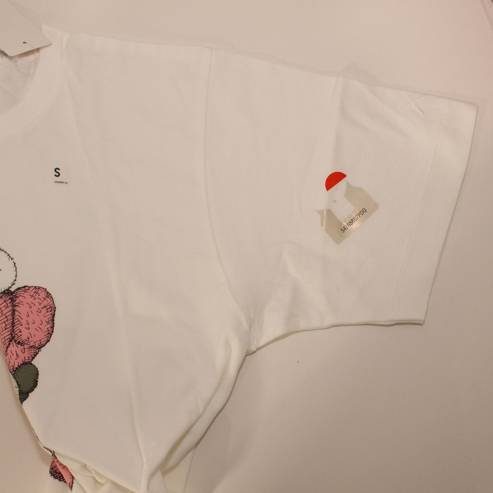 Kaws KAWS x Uniqlo Take BFF White Tee - Size Small (S) - New wit Size US S / EU 44-46 / 1 - 5 Thumbnail