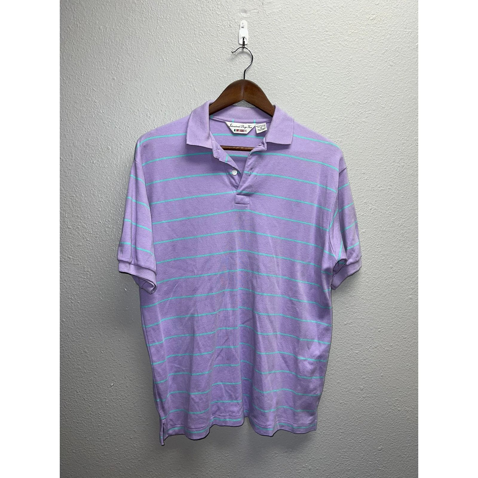 Vintage Vintage Purple Polo Shirt International Design Team Medium Size US M / EU 48-50 / 2 - 1 Thumbnail