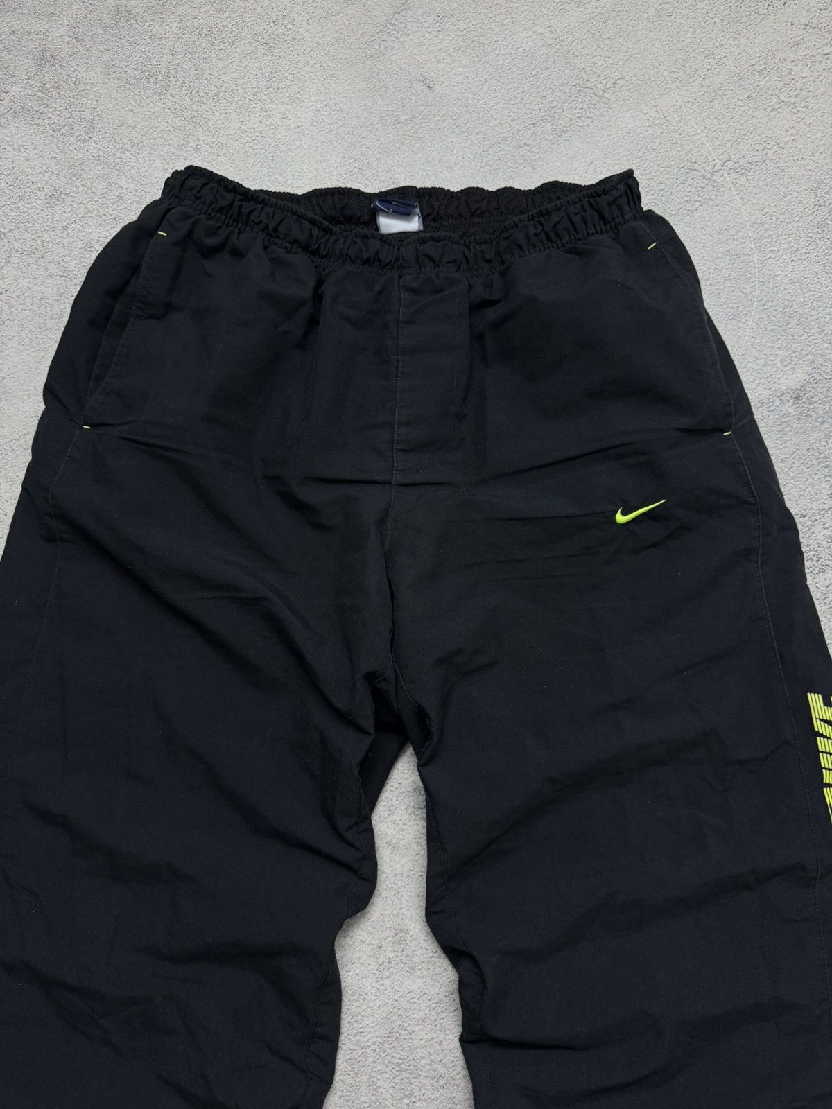 Nike Vintage Y2K Nike Nylon Pants 00’s Size US 34 / EU 50 - 2 Thumbnail