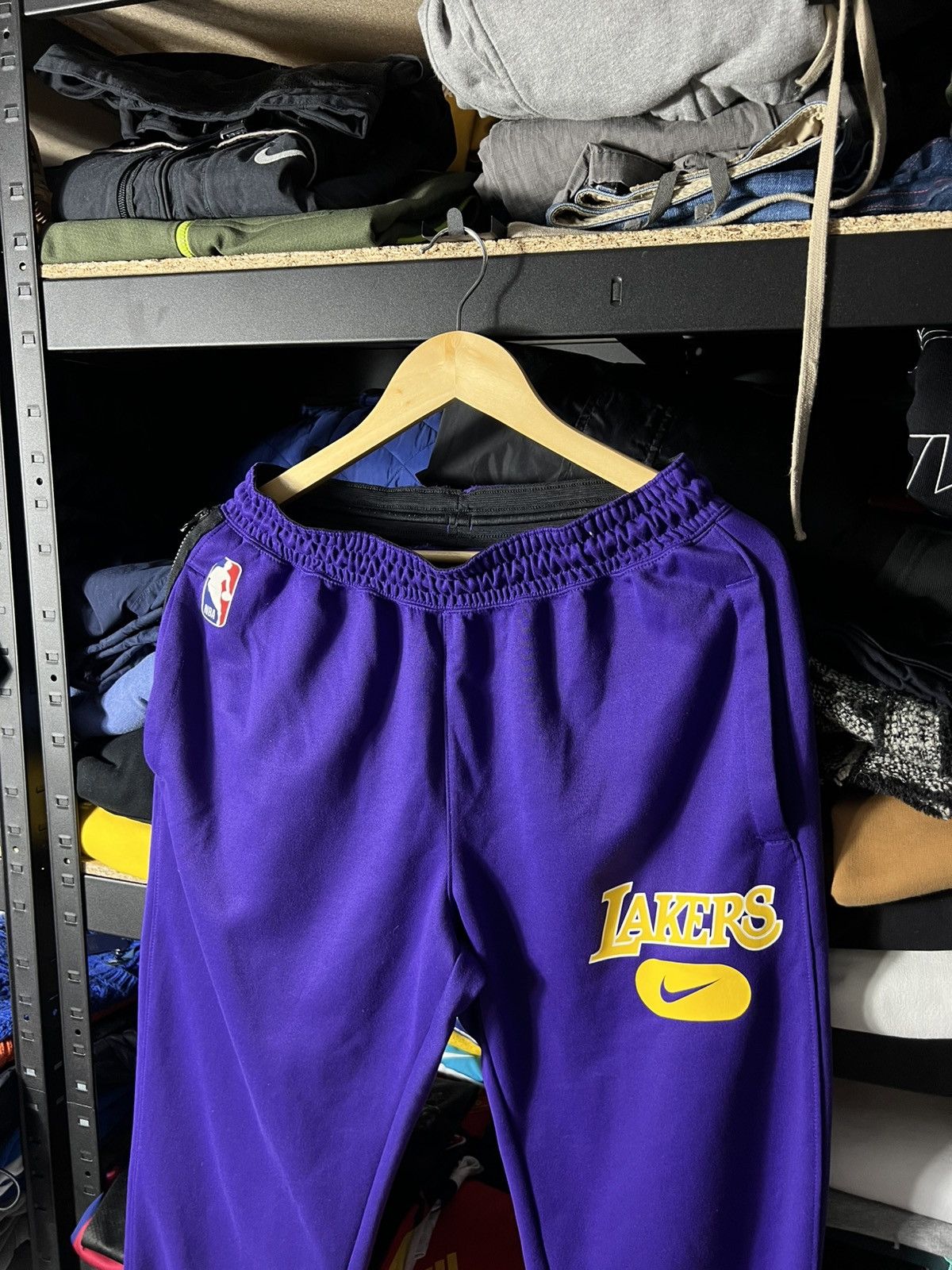 Nike Nike NBA Los Angeles Lakers Sweatpants Purple Gold Logo Size US 32 / EU 48 - 6 Thumbnail