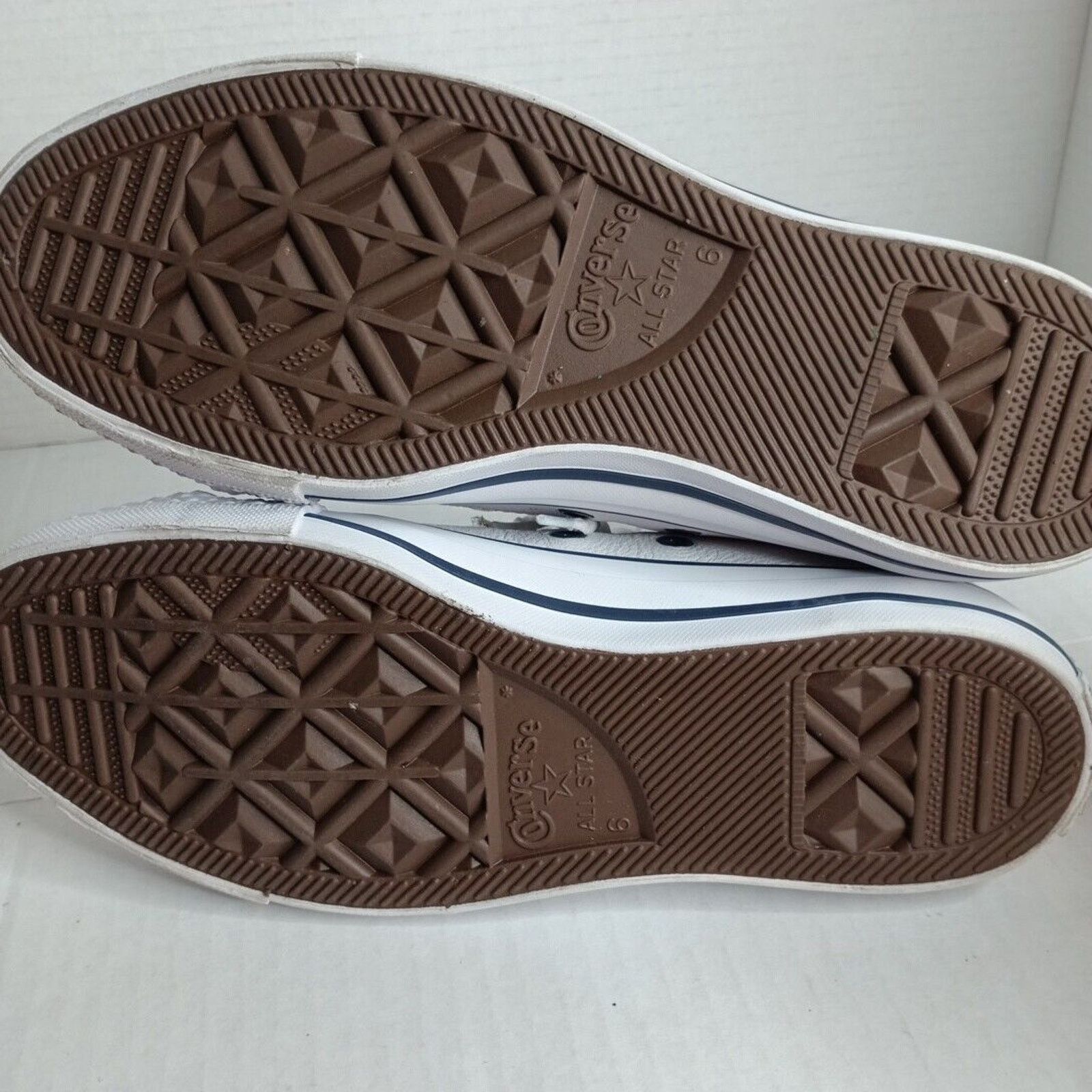 Converse Converse Taylor Leather Shoes White Men's Size 6 Women's 8 Size US 6 / EU 39 - 6 Thumbnail