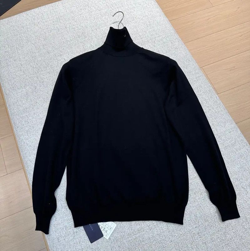 Prada Prada Women’s Black Knitted Sweater Size M / US 6-8 / IT 42-44 - 1 Thumbnail