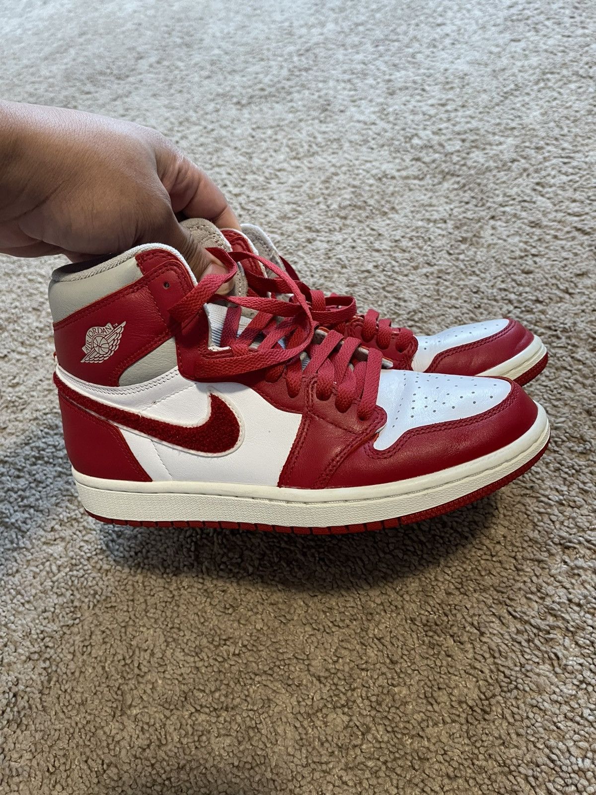 Jordan Brand Womens Jordan 1 Newstalgia Chenille Size US 8 / IT 38 - 1 Thumbnail