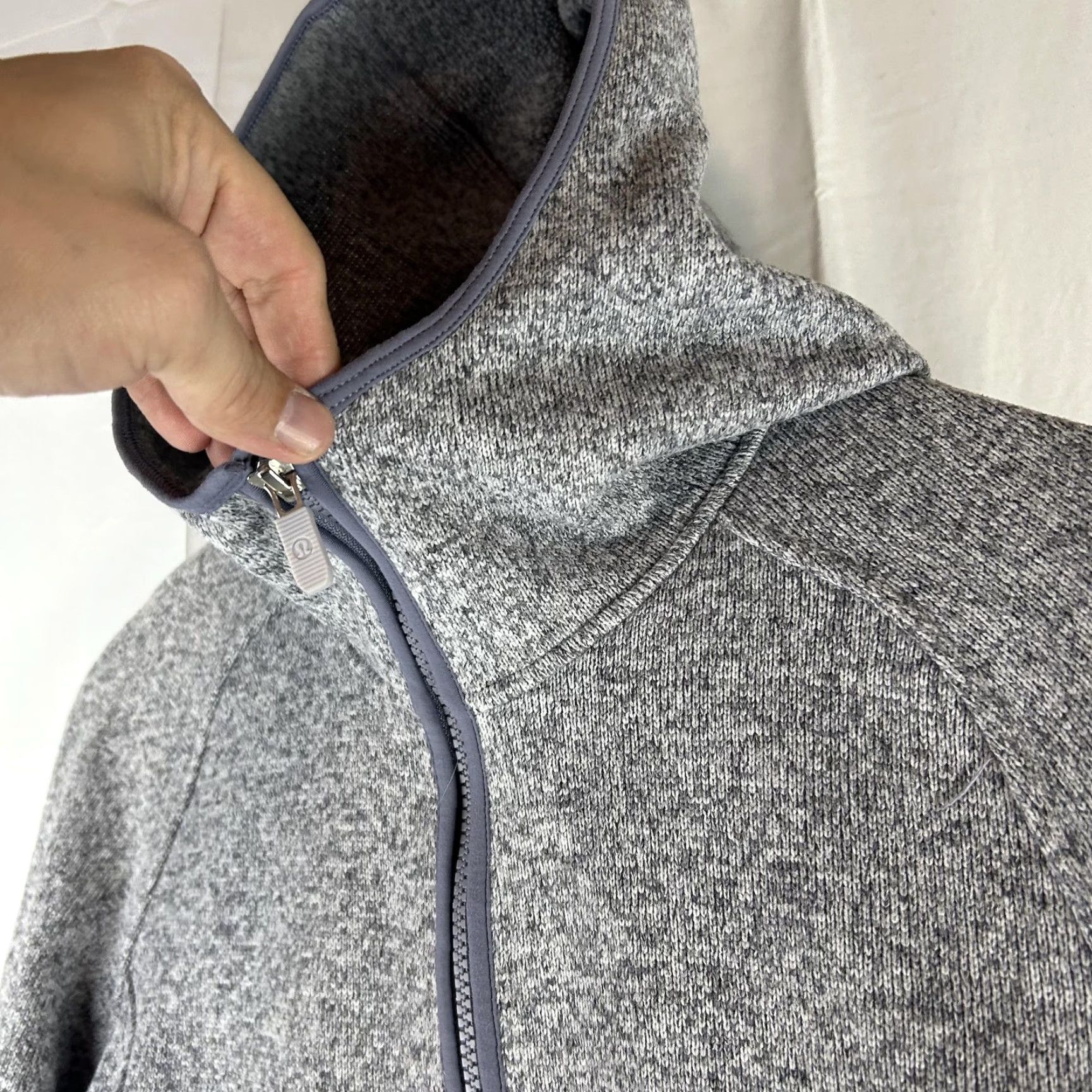 Lululemon VINTAGE Lululemon Fleece Hoodie Pullover Women Medium Gray 1/2 Zip Hooded Pockets Size M / US 6-8 / IT 42-44 - 3 Thumbnail