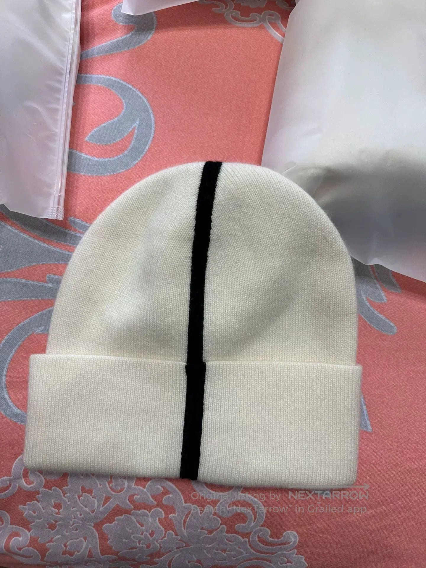 KHAITE Khaite Cream Knit Beanie Hat. Size ONE SIZE - 1 Thumbnail