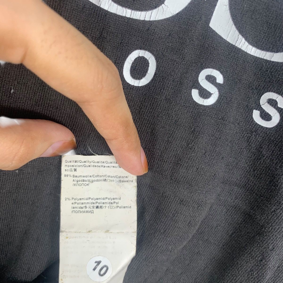 Hugo Boss Vintage HUGO BOSS Baseball Collection Twin Tipped Polo Tee Size US S / EU 44-46 / 1 - 11 Thumbnail