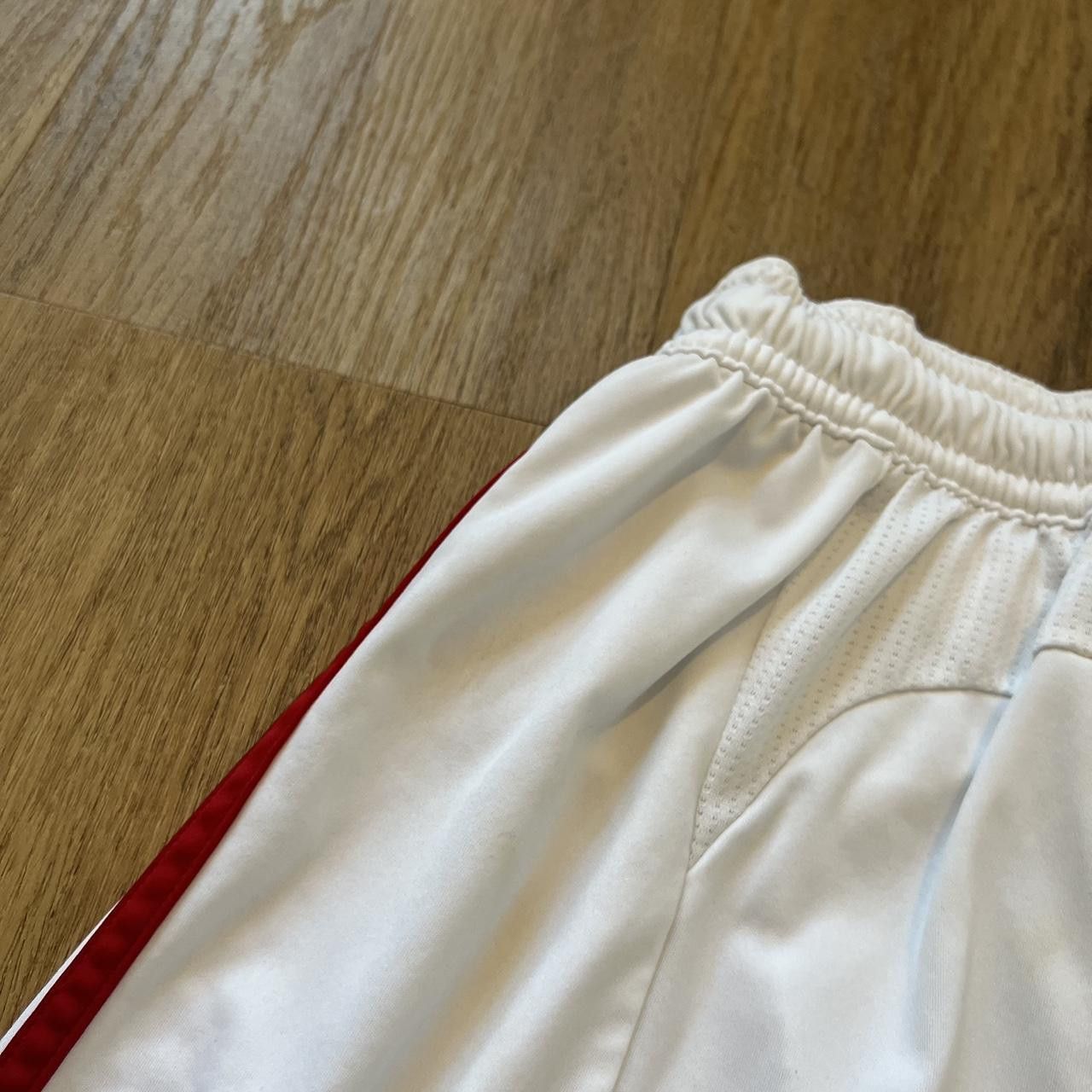 Adidas 2010-11 Ac Milan Adidas Home Football Shorts Serie A Italy Size US S / EU 44-46 / 1 - 6 Thumbnail
