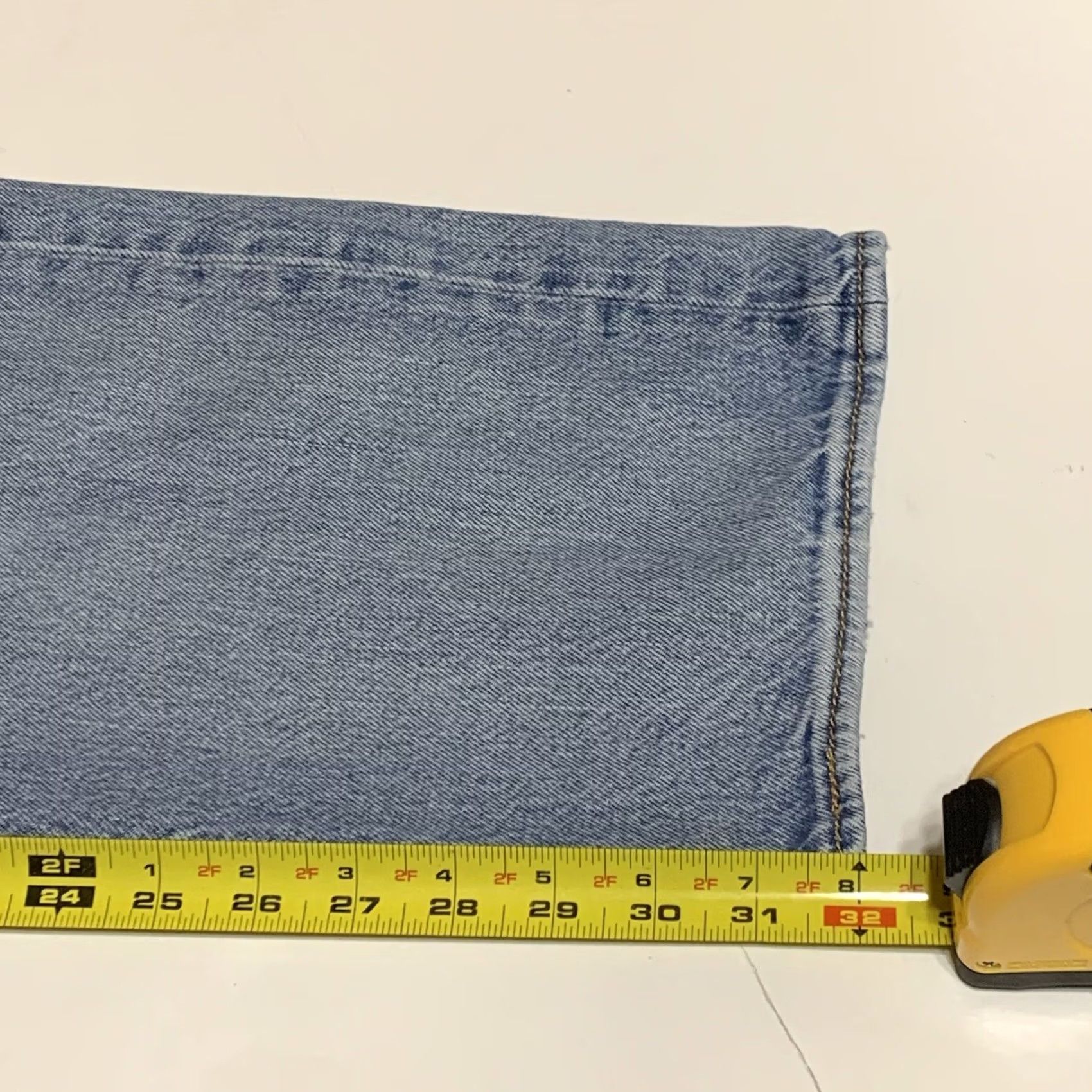 Levi's Levi's 501 Straight Fit Jeans 38x32 Distressed Button Fly Denim 5-Pocket Men Regular Classic Blue Size US 38 / EU 54 - 7 Thumbnail