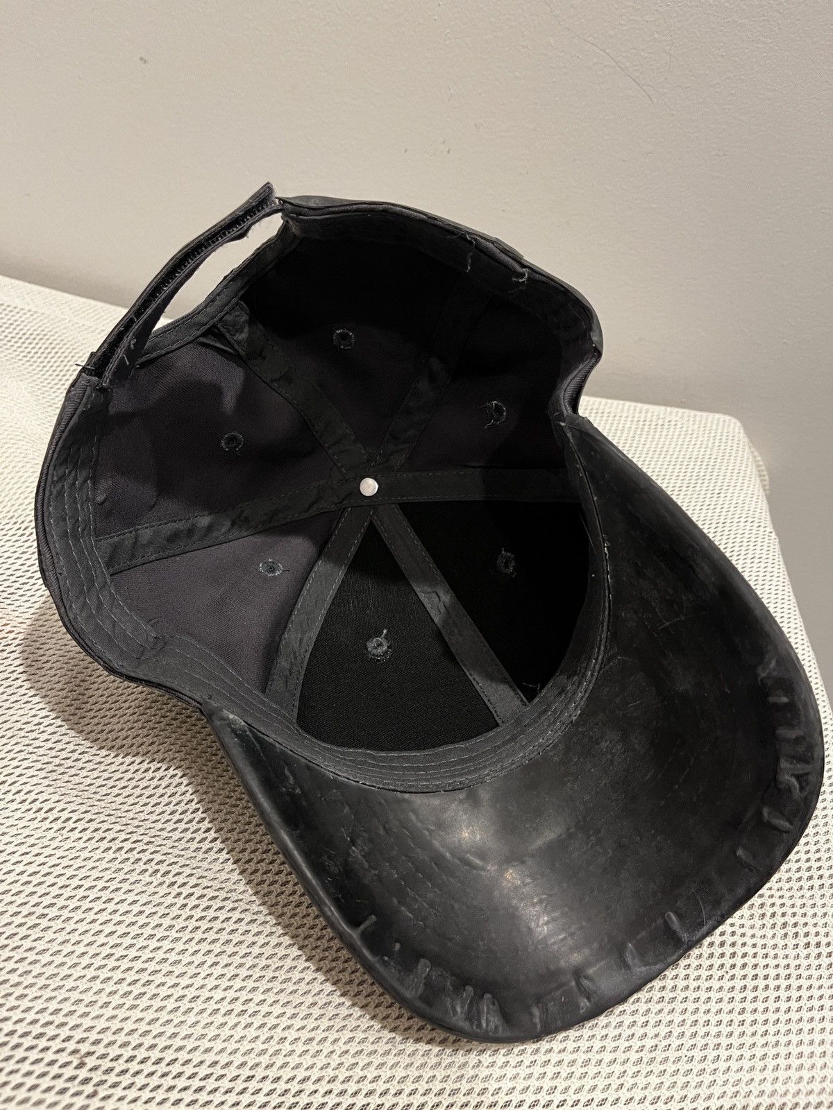 Other GRYPHYN Black Latex Cap (unisex) Size ONE SIZE - 19 Thumbnail