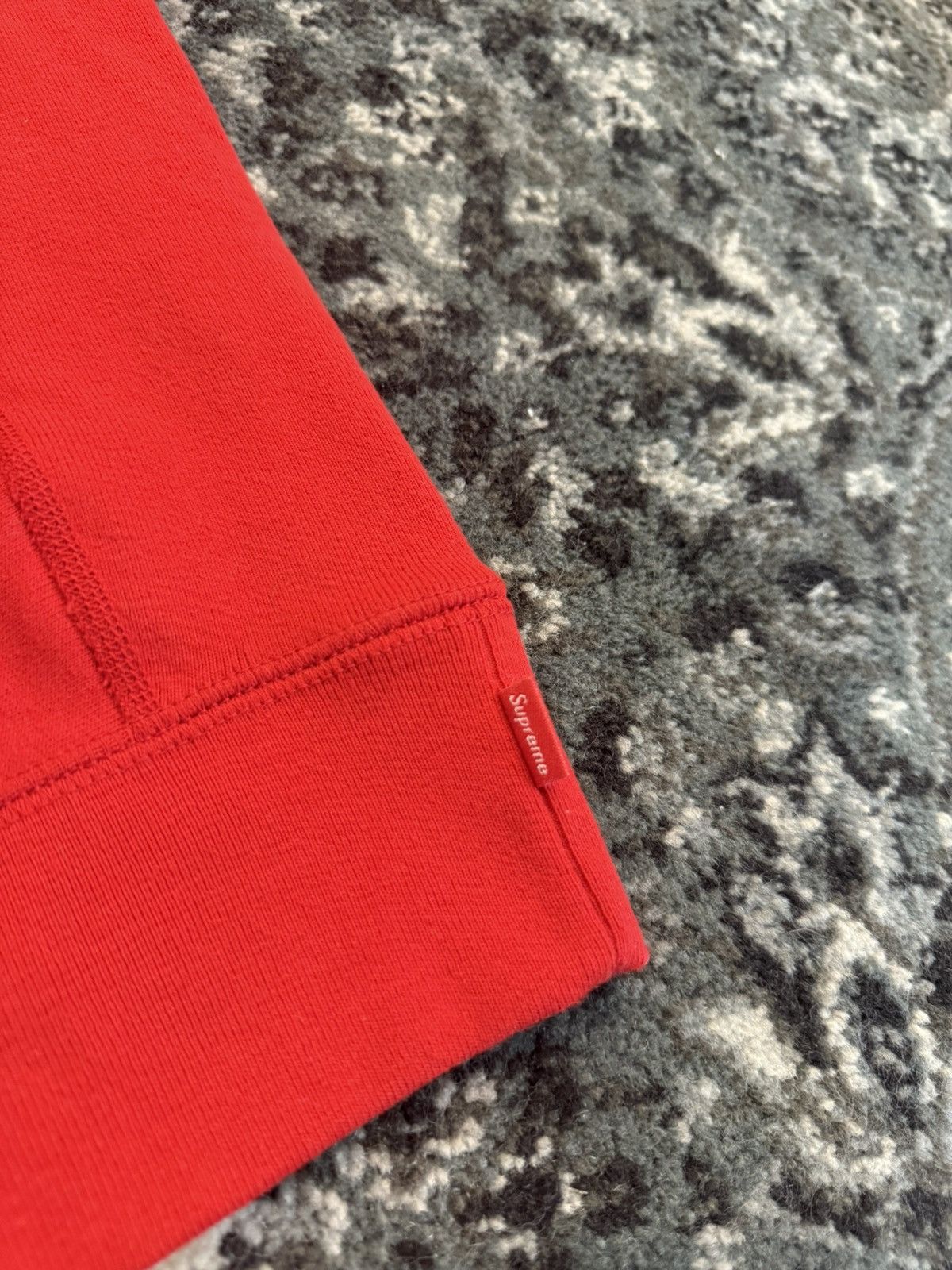 Supreme Supreme KAWS Chalk Logo Hooded Sweatshirt Size US M / EU 48-50 / 2 - 3 Thumbnail