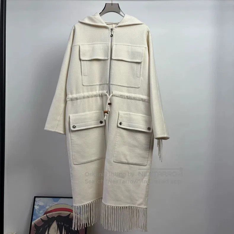 Hermes Hermes White Fringe Cashmere Coat. Size US XS / EU 42 / 0 - 1 Thumbnail